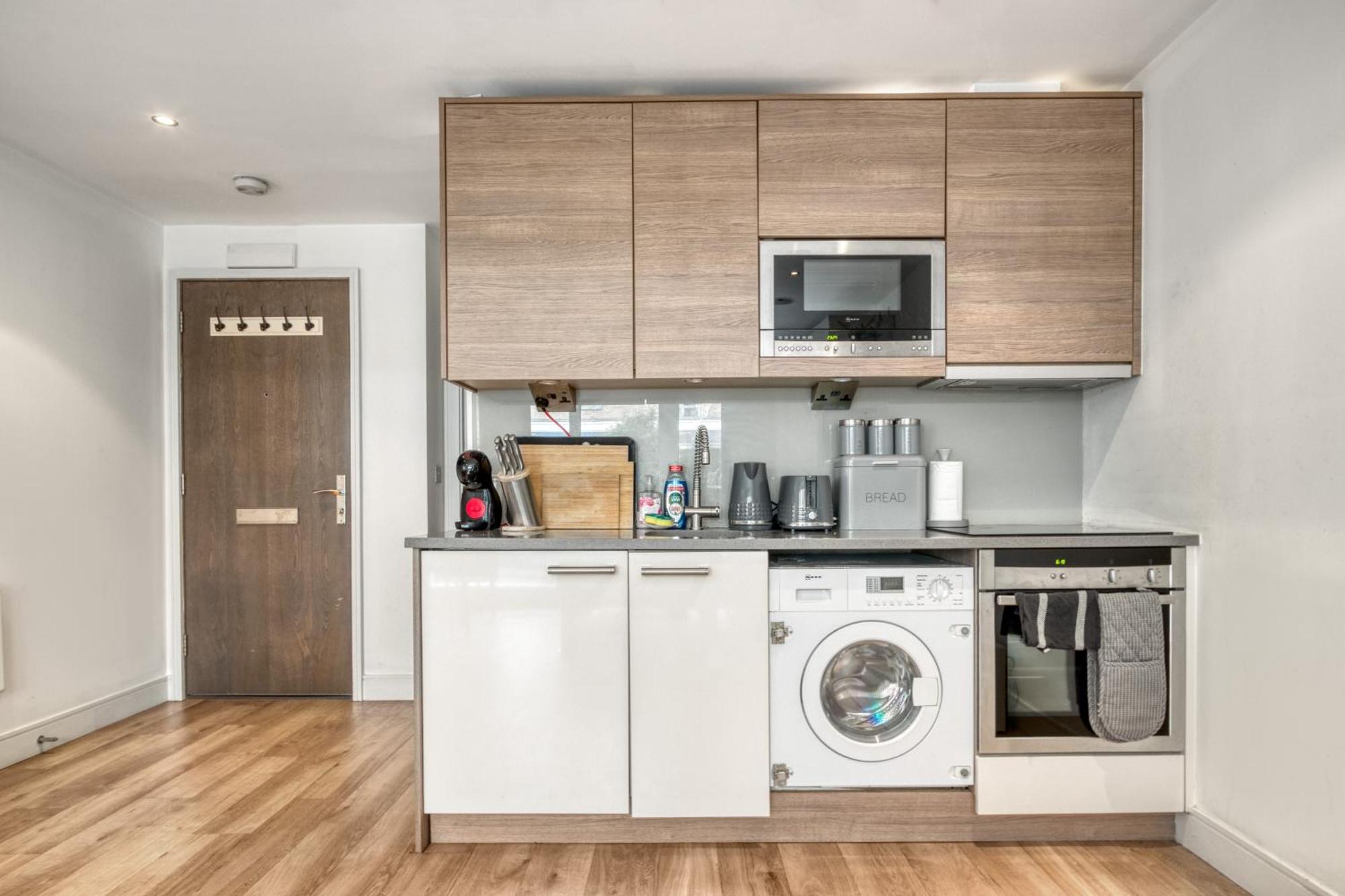 Modern Chic Studio Chelsea