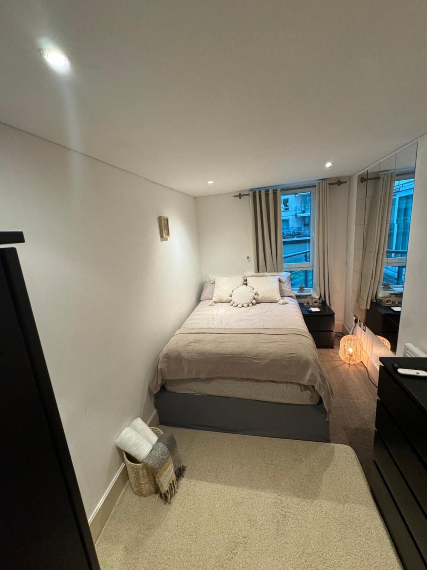 Londoneye Private Bedroom In Shared Flat * Londres