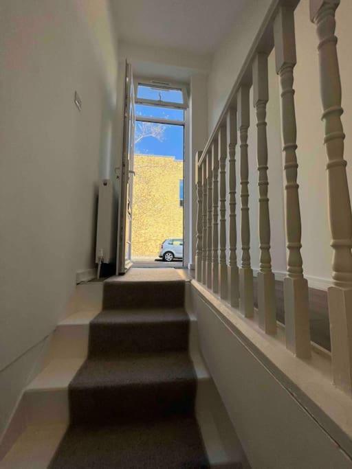 Stunning 3br Maisonette In Brixton Apartamento Londres