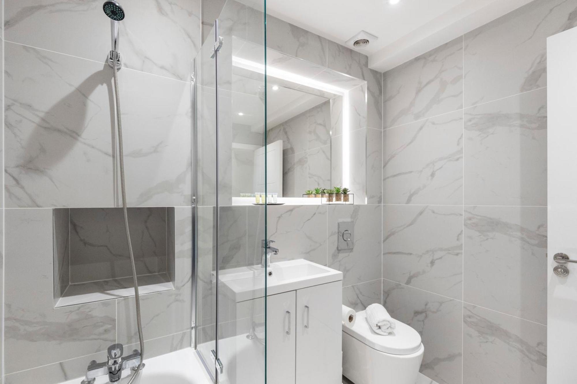 Bright And Spacious - Excellent Location * Londres