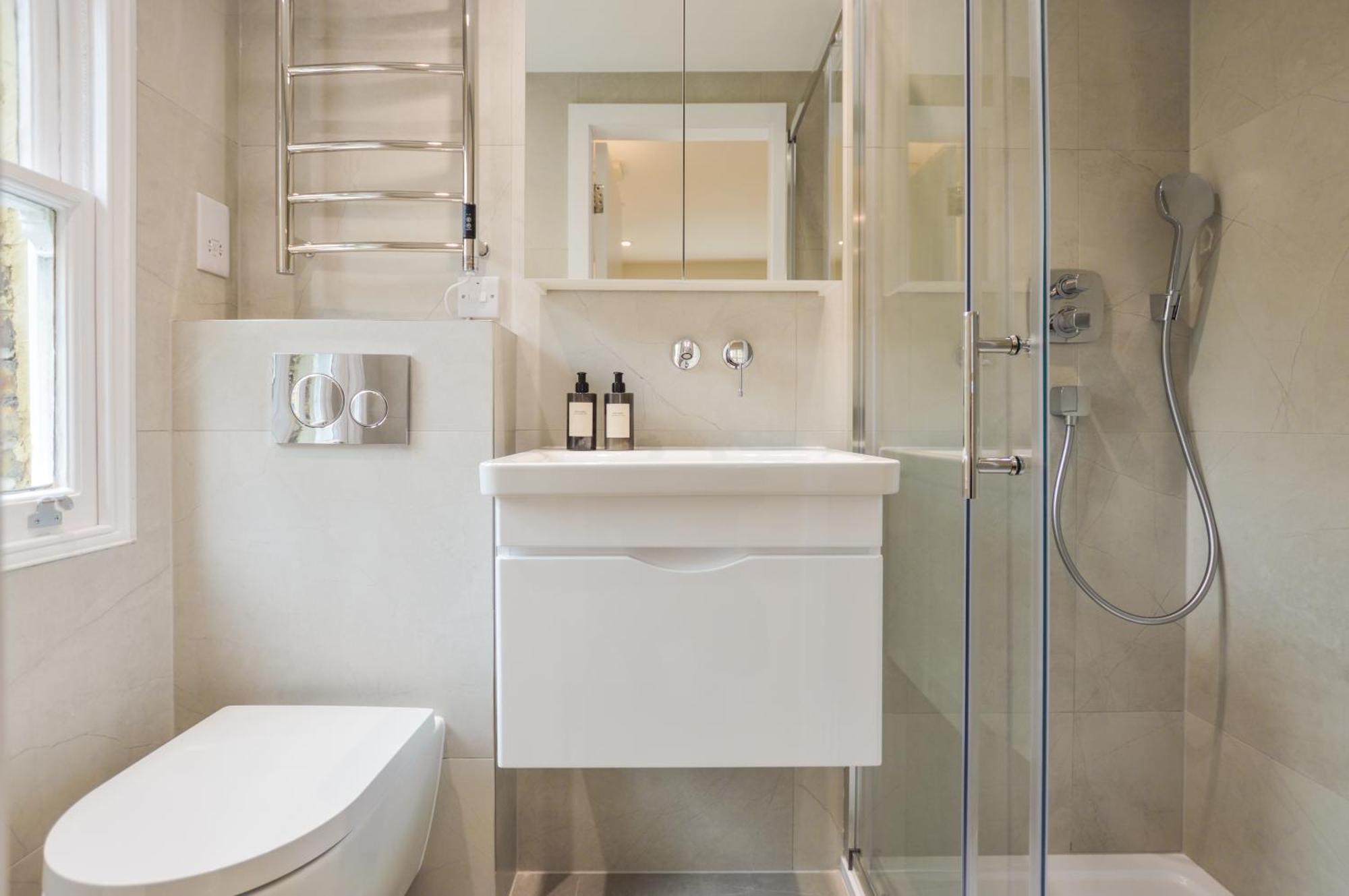 Split Level At West Hampstead By Concept