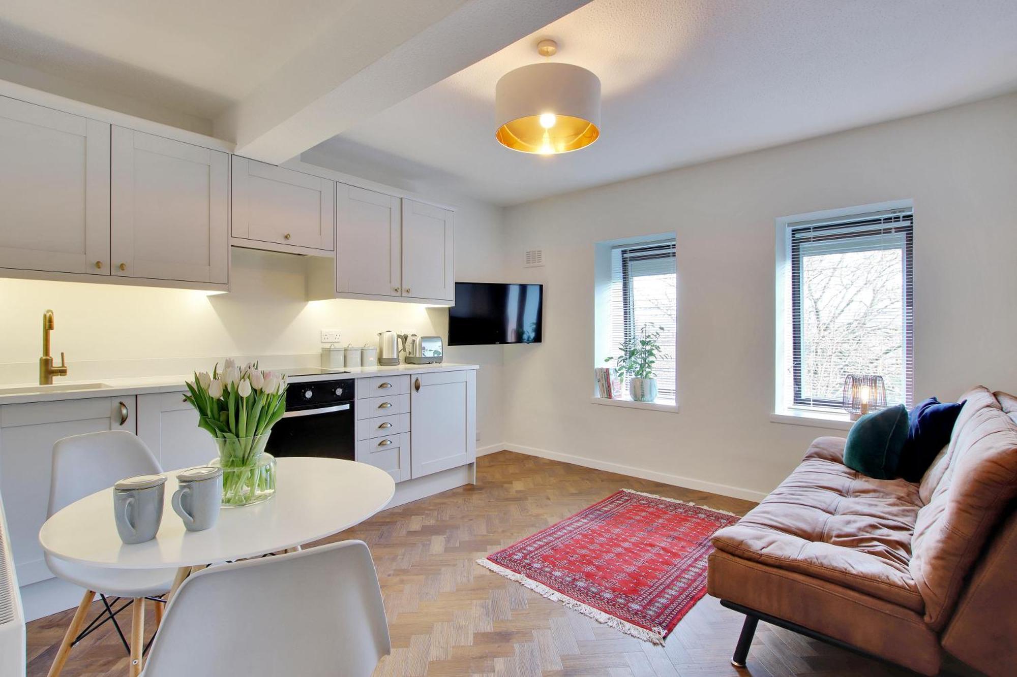 Chic 2-bed Apartment, Free Wi-fi And Parking Appartement