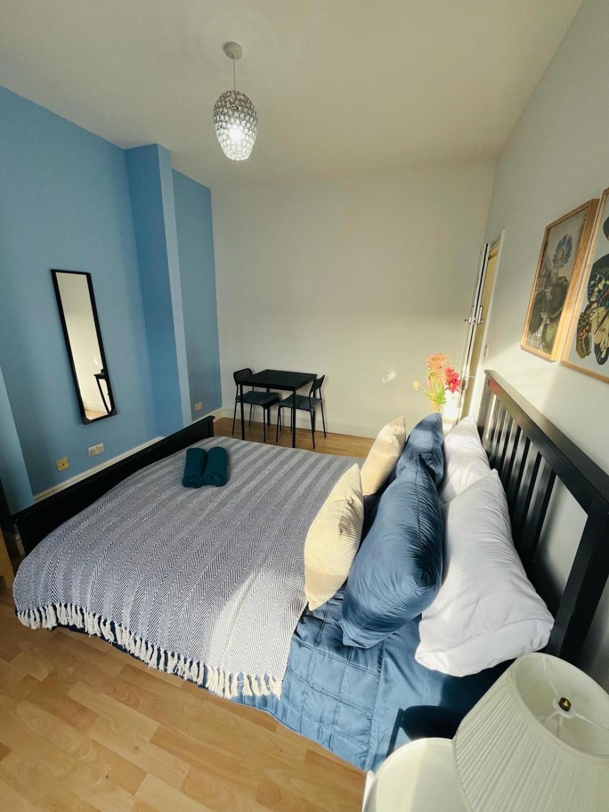 Homestay Short And Wembley London