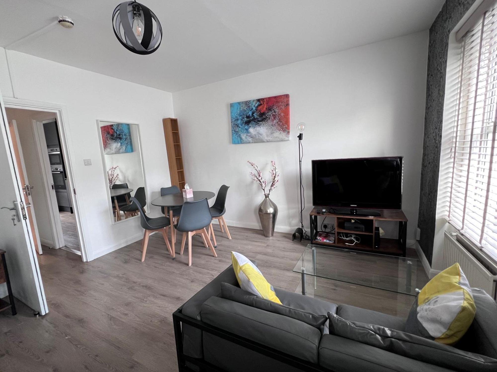 Flat In With Large Patio Apartamento