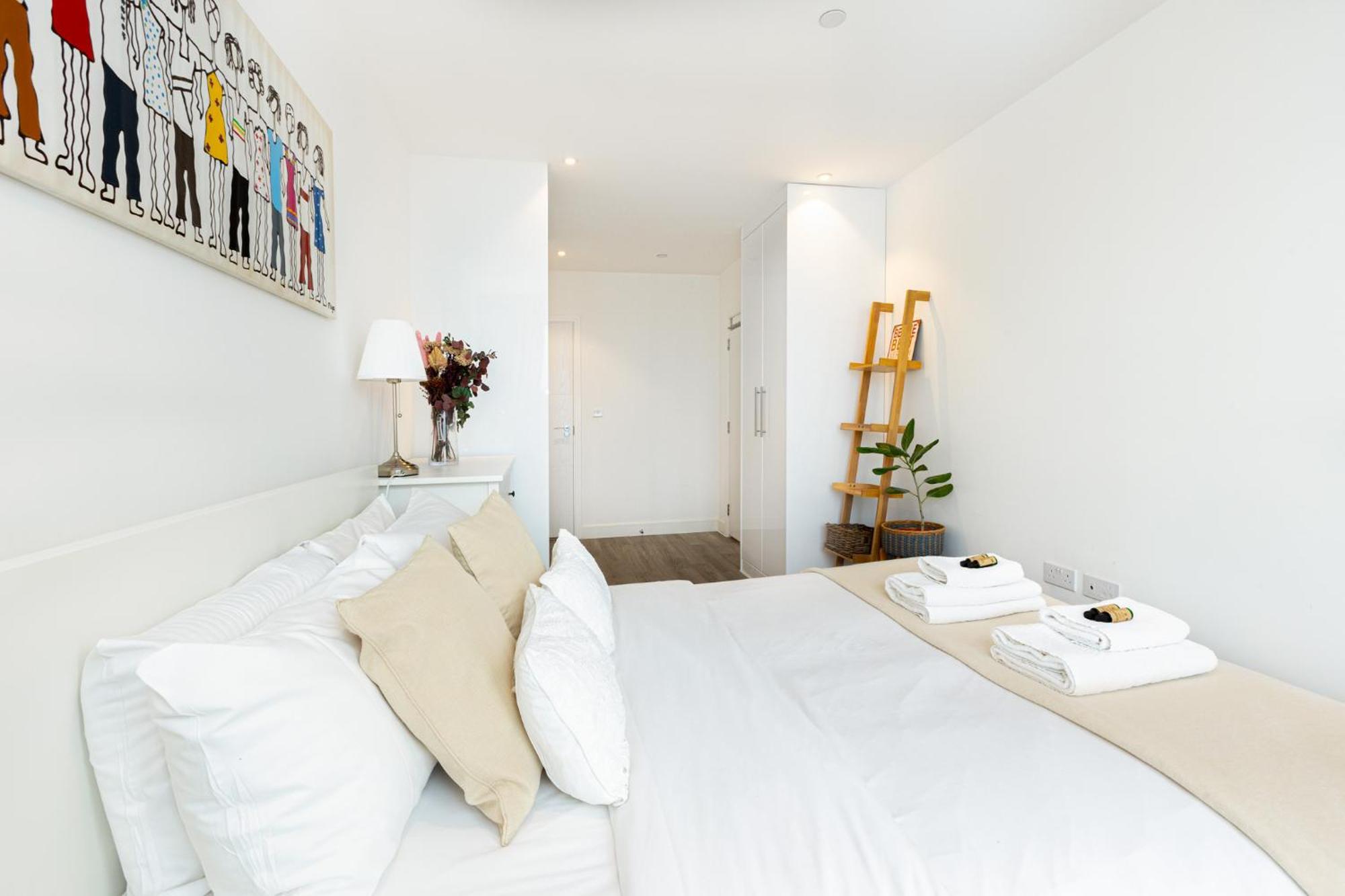 Appartement Sensational 2br Wviews & Balcony In Wandsworth *