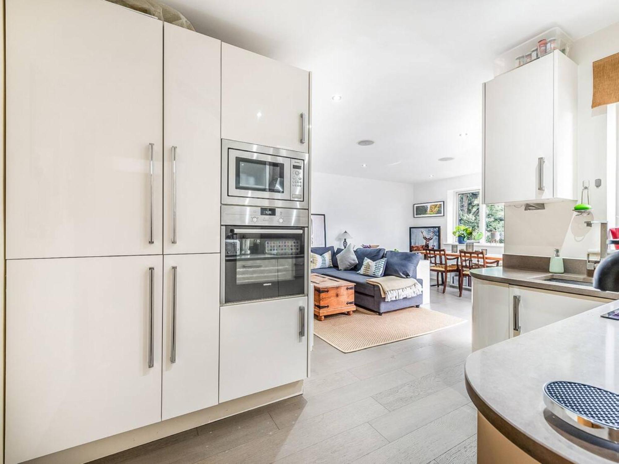 Pass The Keys Modern Terrace In Putney Londres
