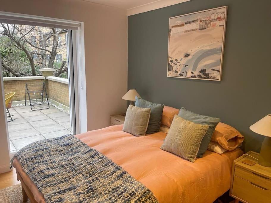 Flat In - Close To Excel Londres
