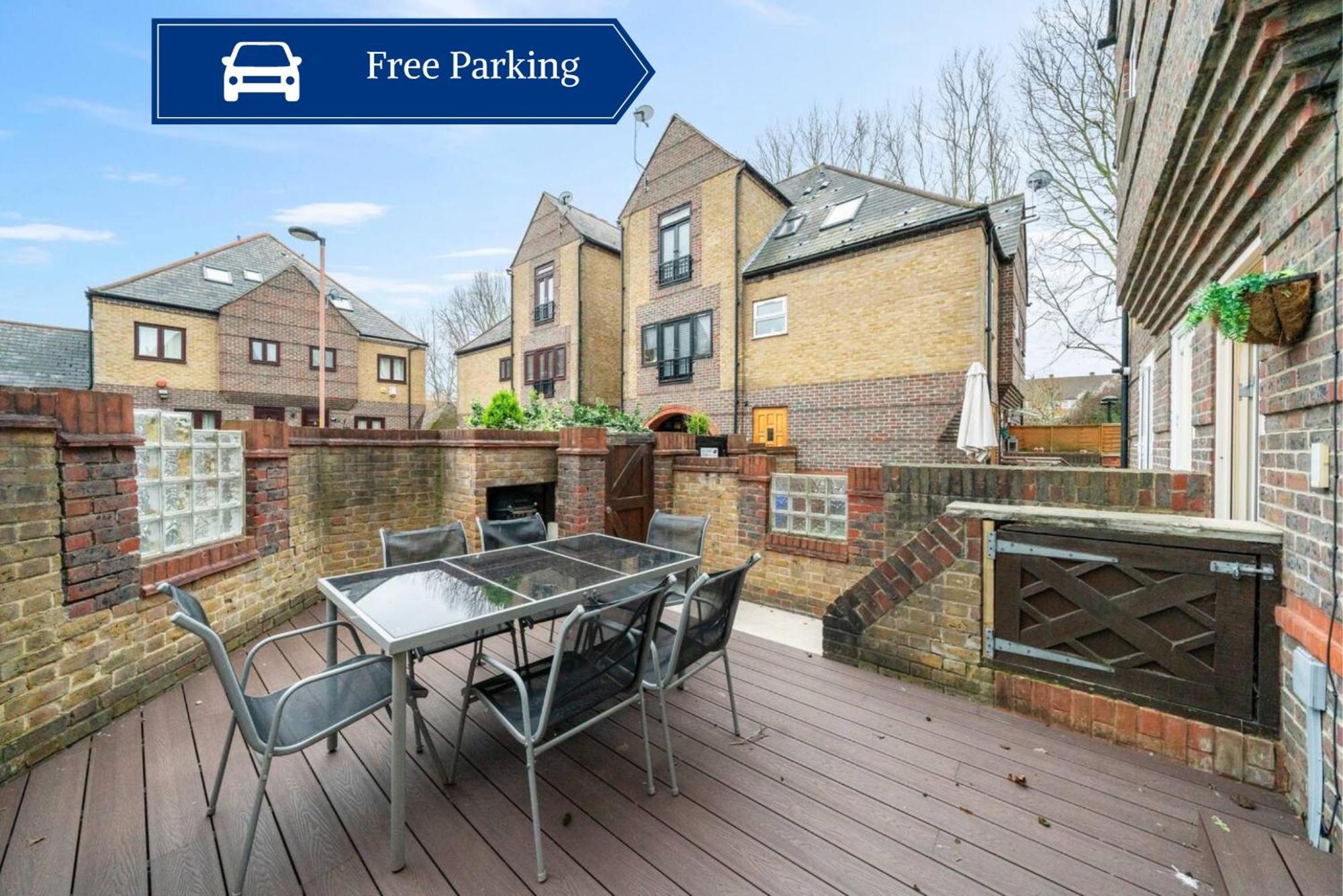 Apartment Glamorous 2br House, Outdoor Space & Free Parking