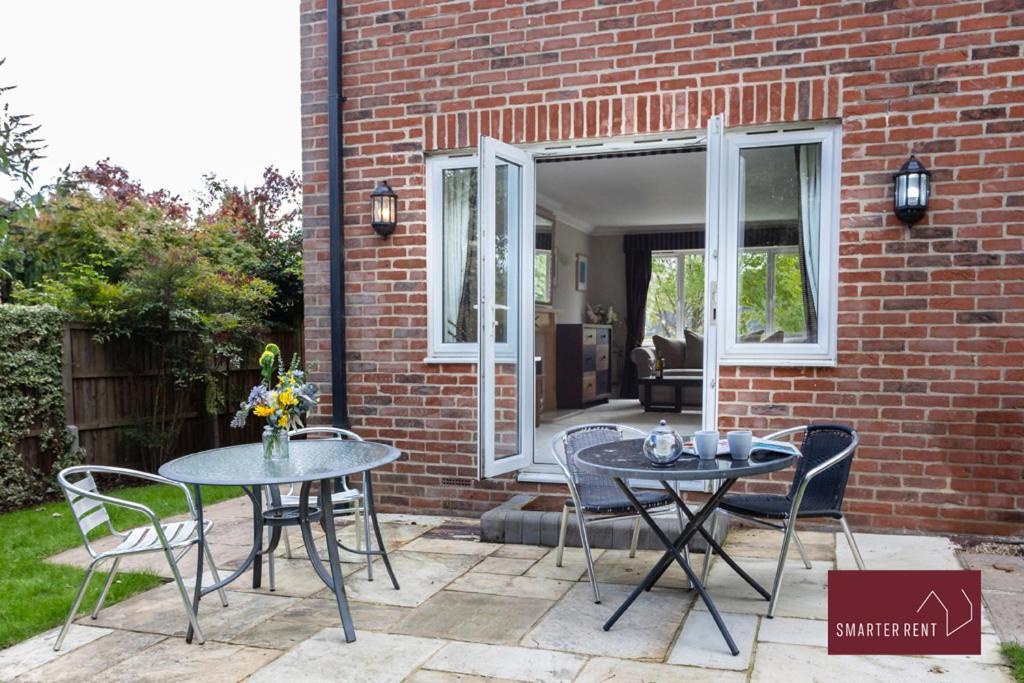 Hébergement de vacances Wimbledon - Driveway Parking Garden 4Bed