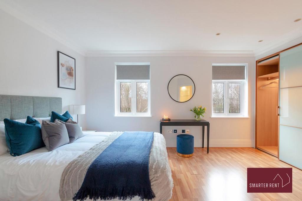 Apartment Richmond - 5 Bedroom Townhouse With Parking & Garden