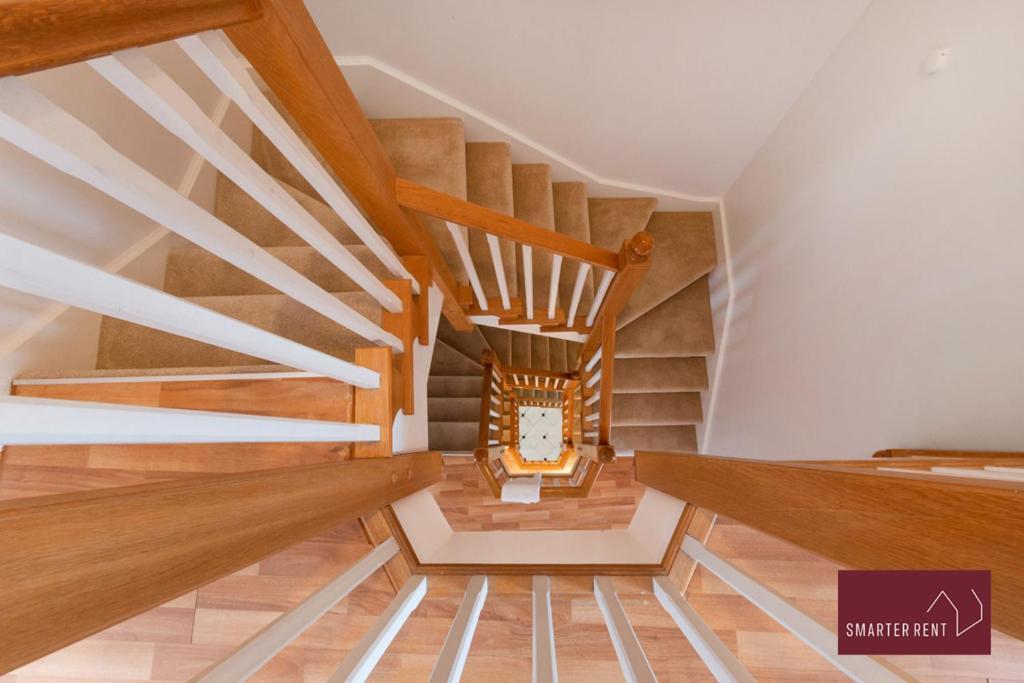 Richmond - 5 Bedroom Townhouse With Parking & Garden Appartement