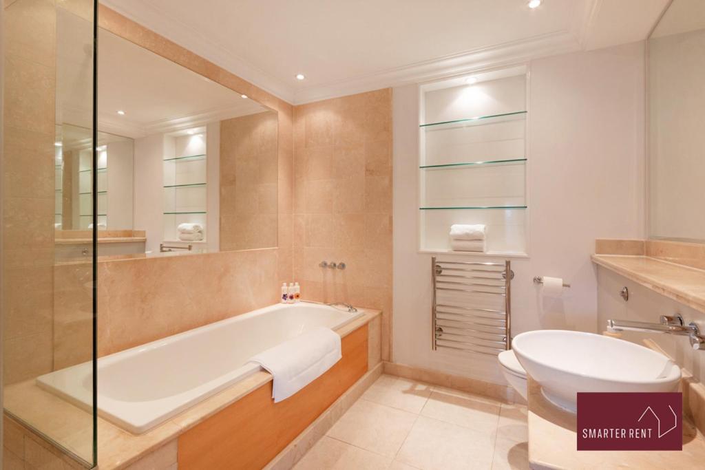 Richmond - 5 Bedroom Townhouse With Parking & Garden * Londres