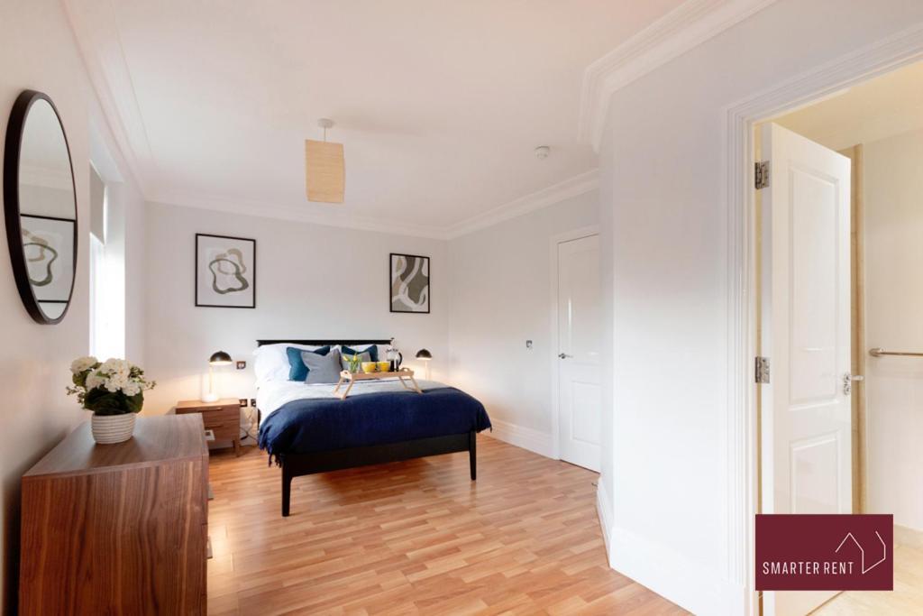 Richmond - 5 Bedroom Townhouse With Parking & Garden Londres