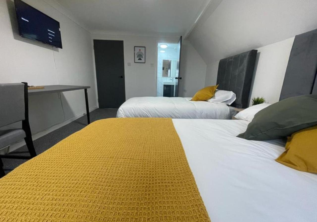 Hotel Woodford 3*