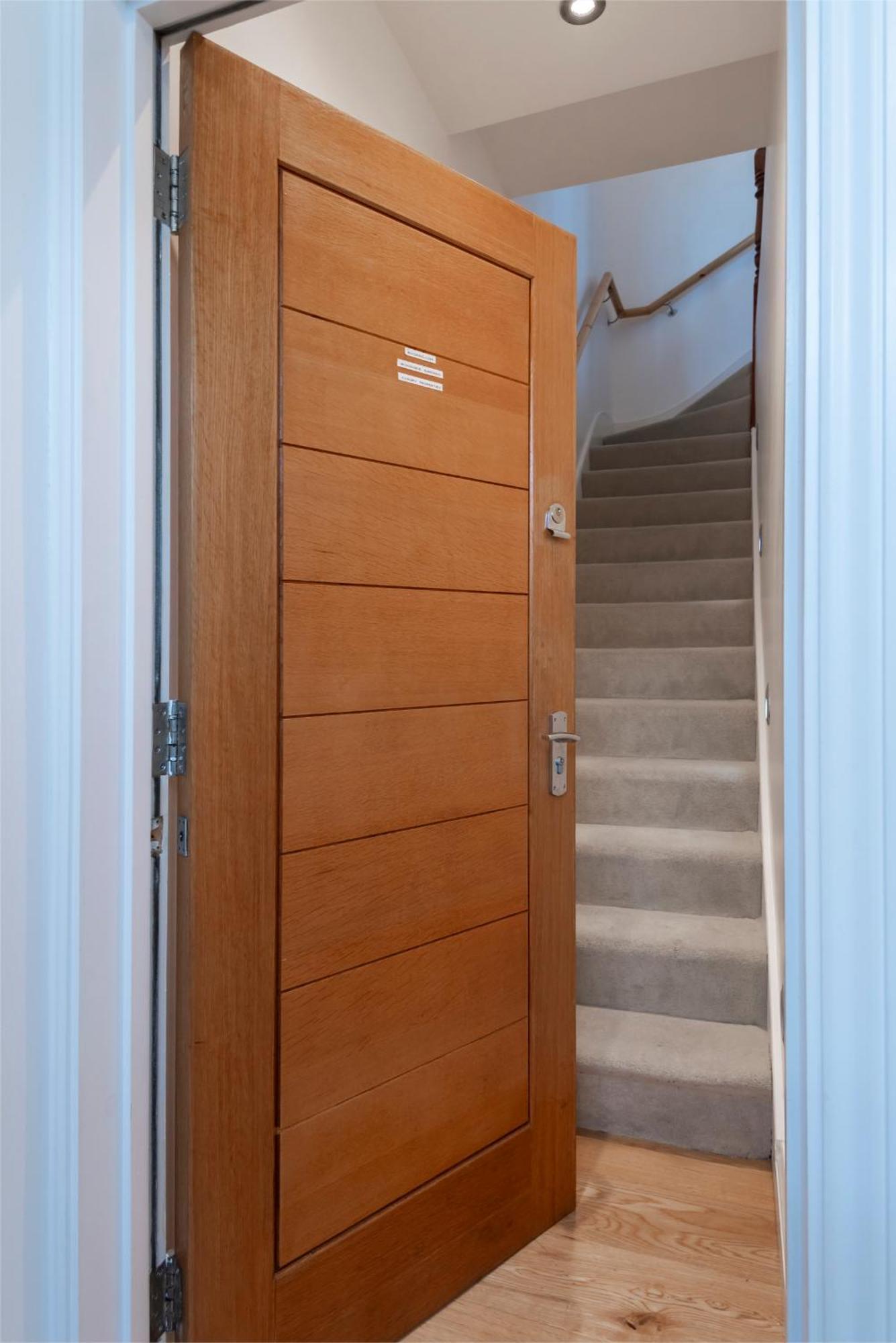 Woodside Gardens Luxury Near Alexandra Palace, Tottenham Stadium & Drumsheds *