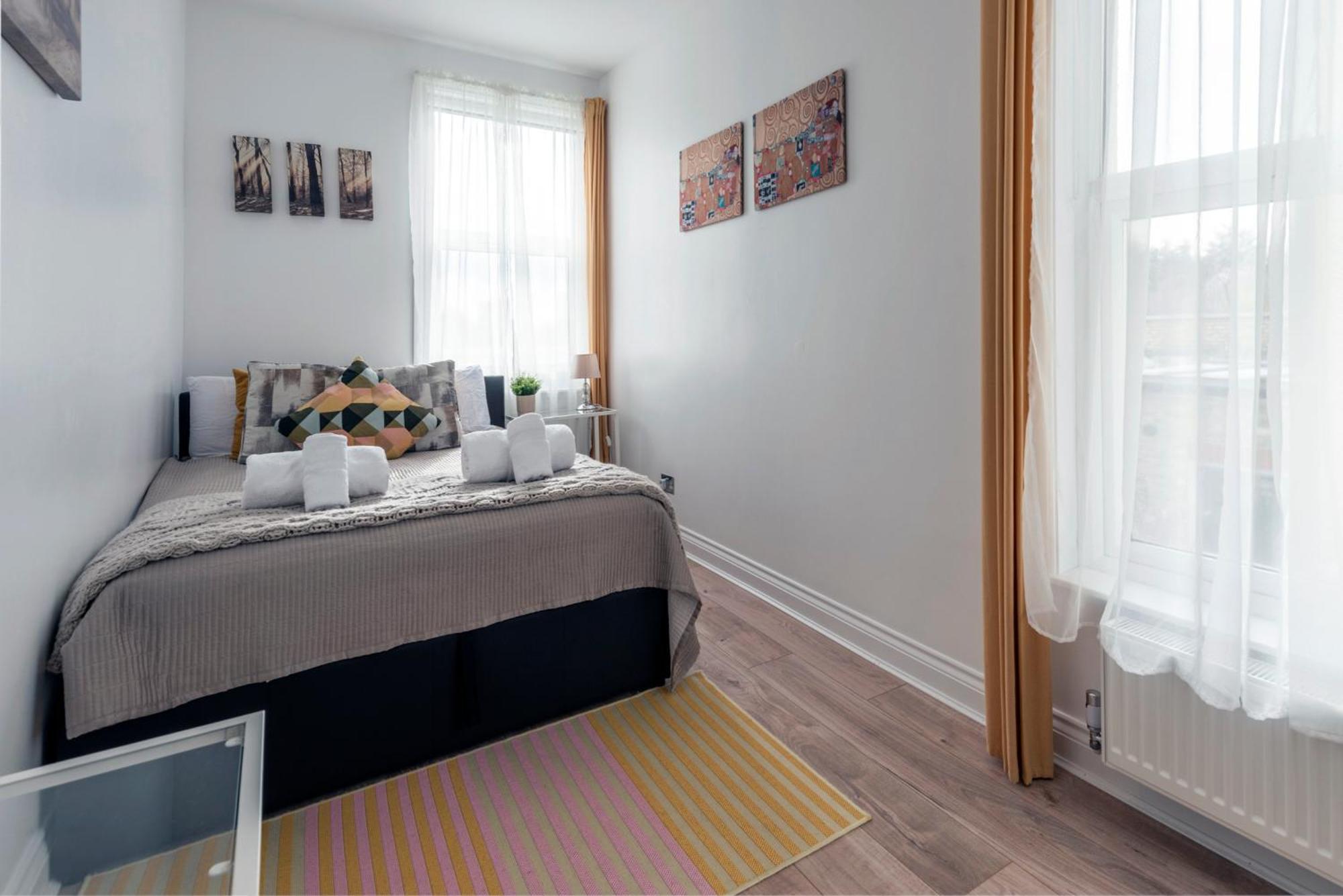 Woodside Gardens Luxury Near Alexandra Palace, Tottenham Stadium & Drumsheds * Londres