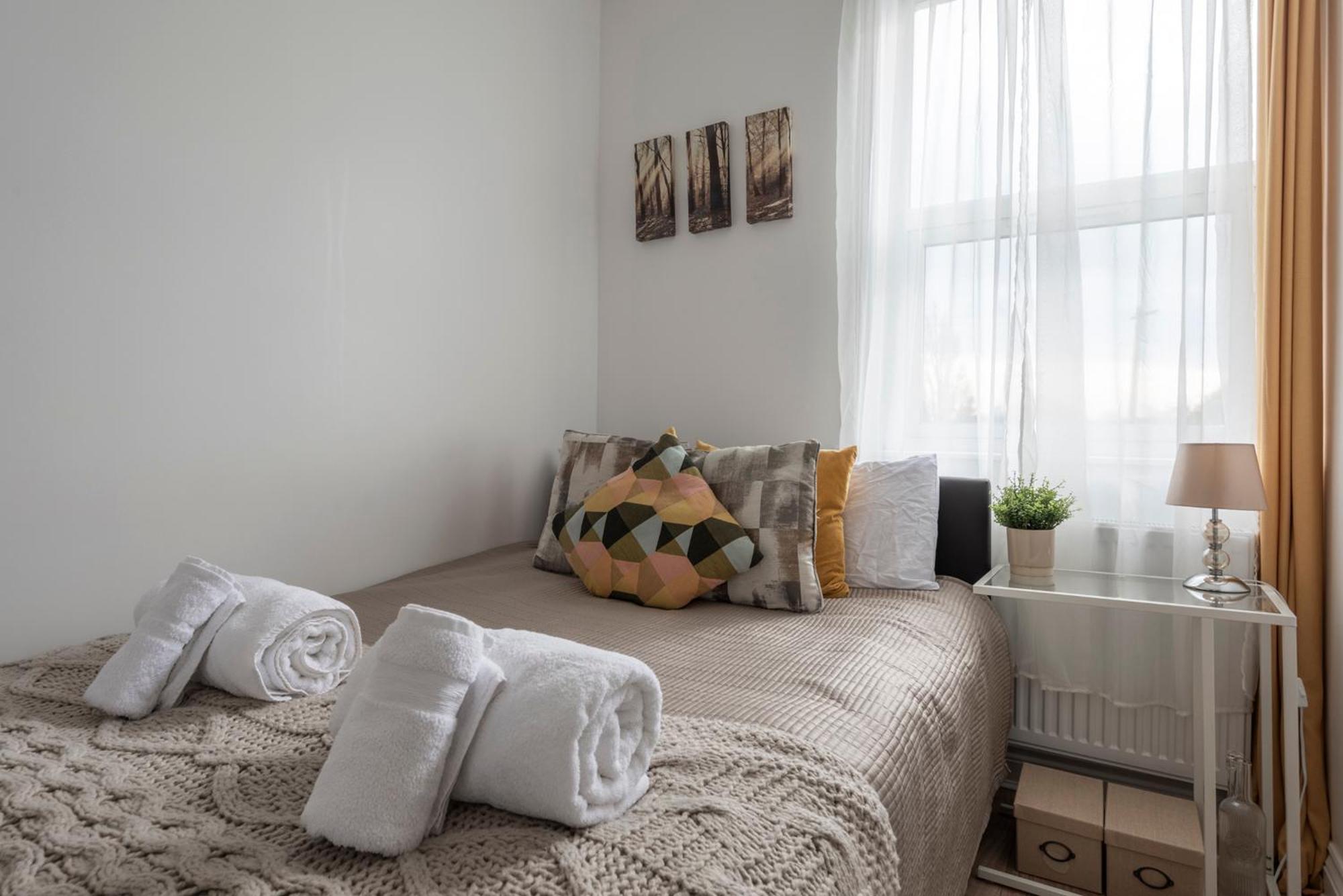 Woodside Gardens Luxury Near Alexandra Palace, Tottenham Stadium & Drumsheds Londres