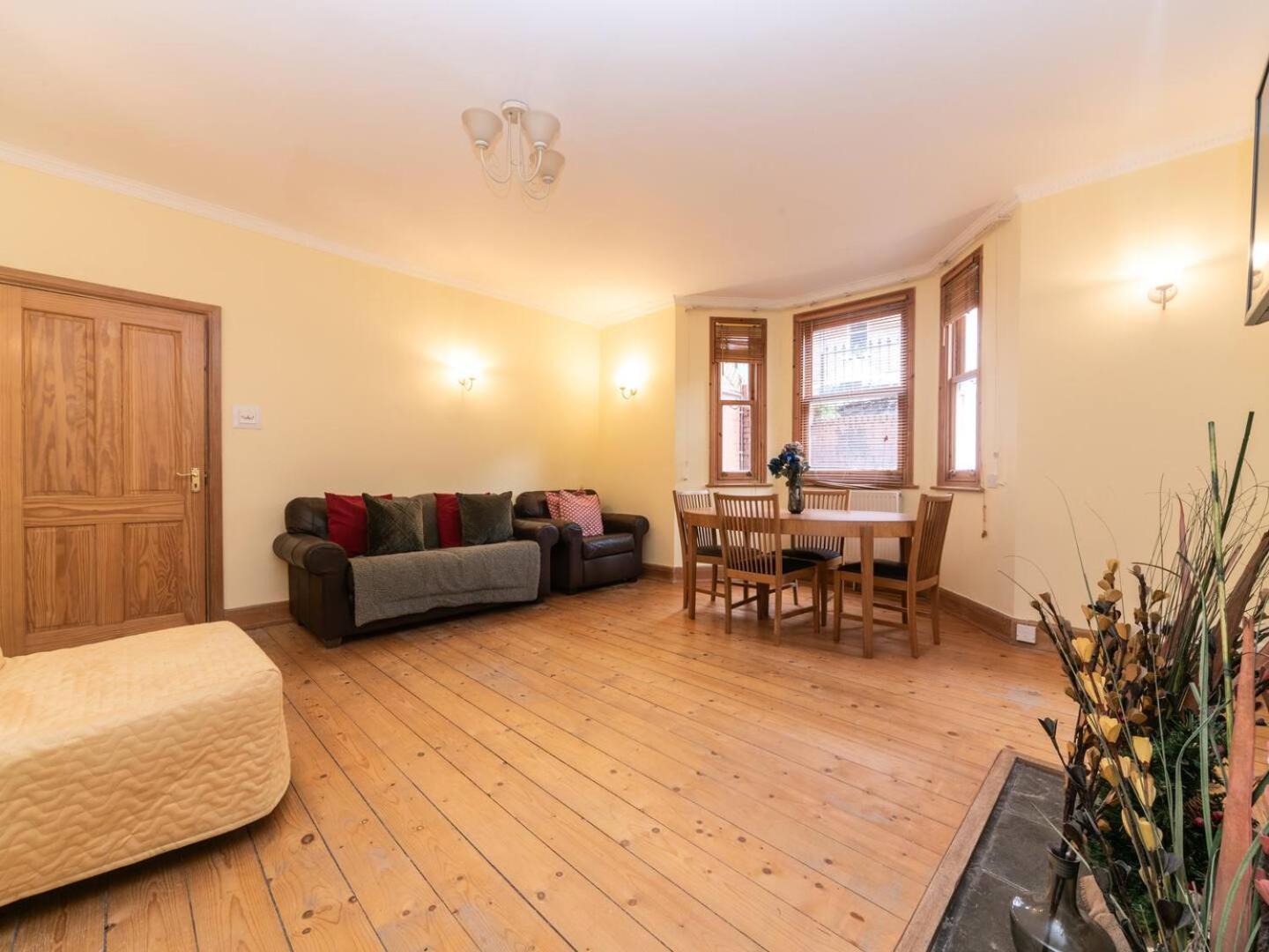 Garden Flat With A Heath Views & Skyline * London
