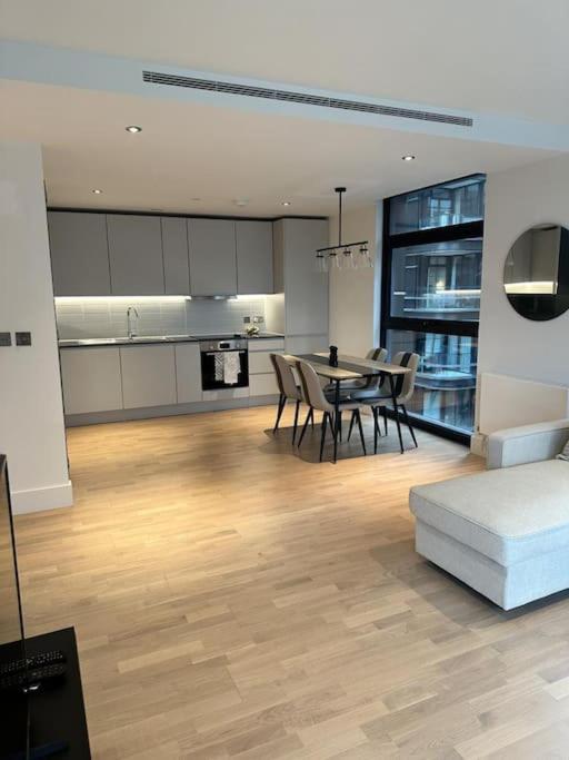Appartement Stylist 2 Bedroom In Londen