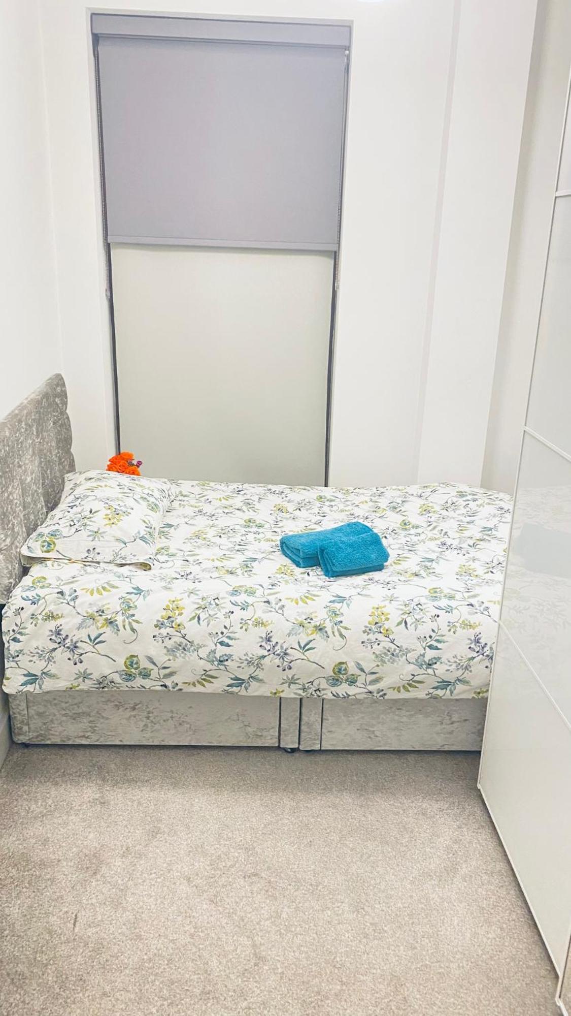 Quarto em Acomodações Particulares Shadwell - Walking Distance To Tower Bridge, Two Stations In Close Proximity
