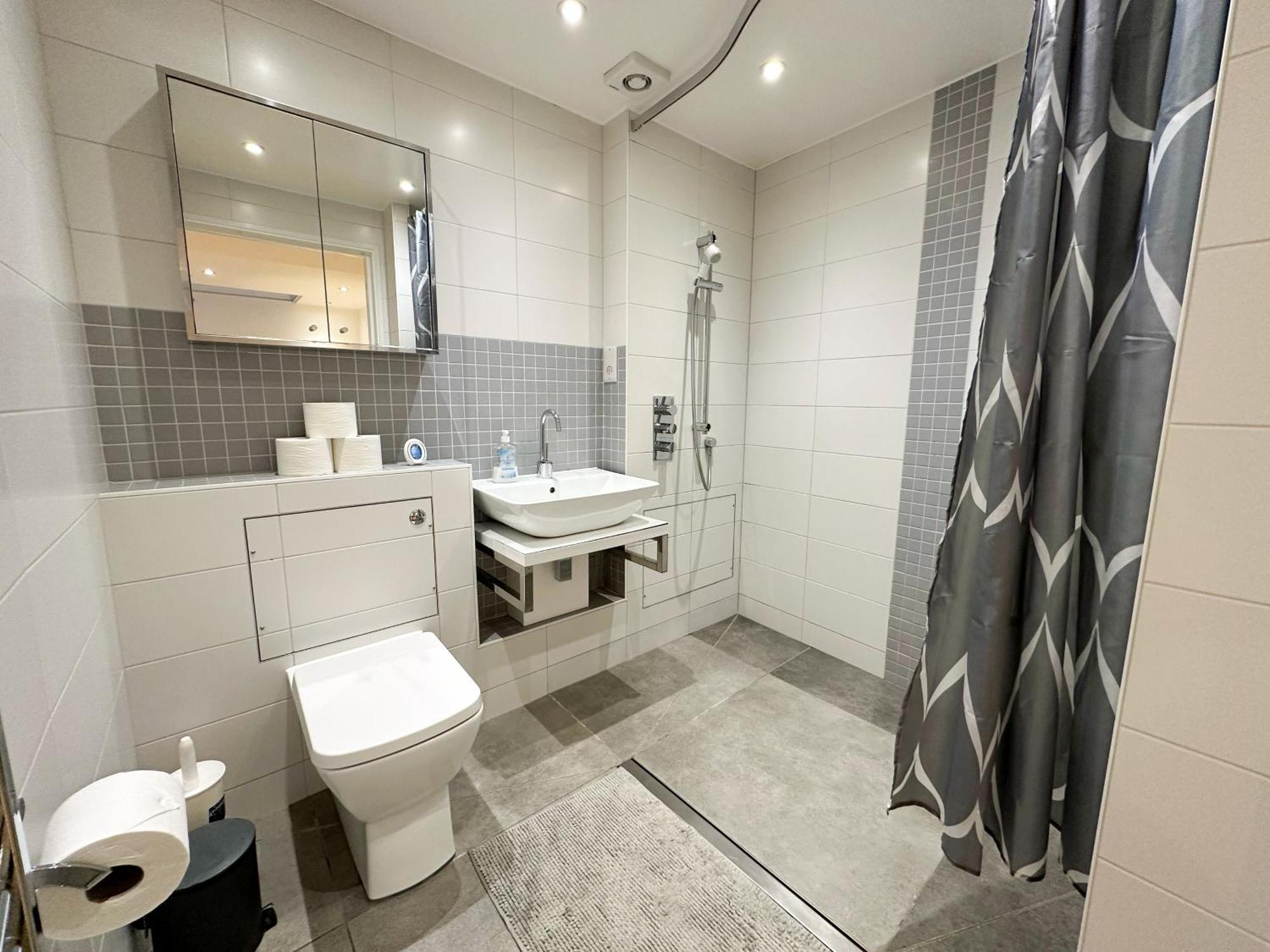 Chic 3 Bedroom Flat With Private Terrace In Holloway Near Finsbury Park * Londres