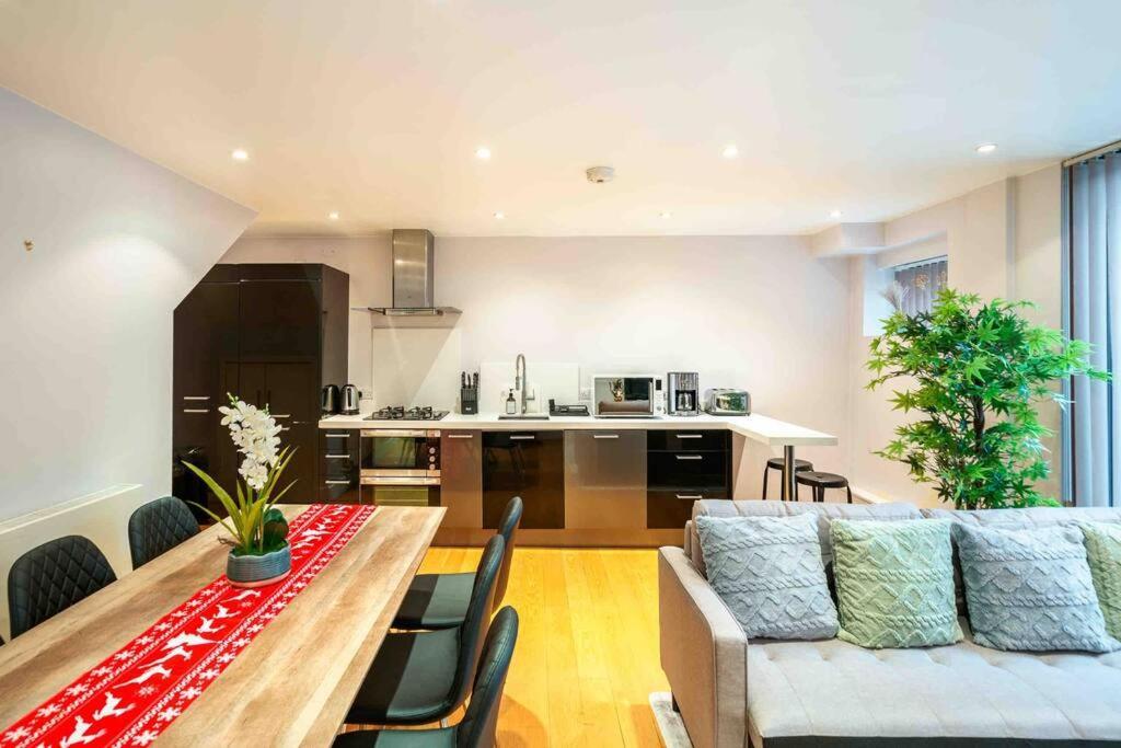 Sweet 3brs House Close To Oxford & Soho Villa Londen