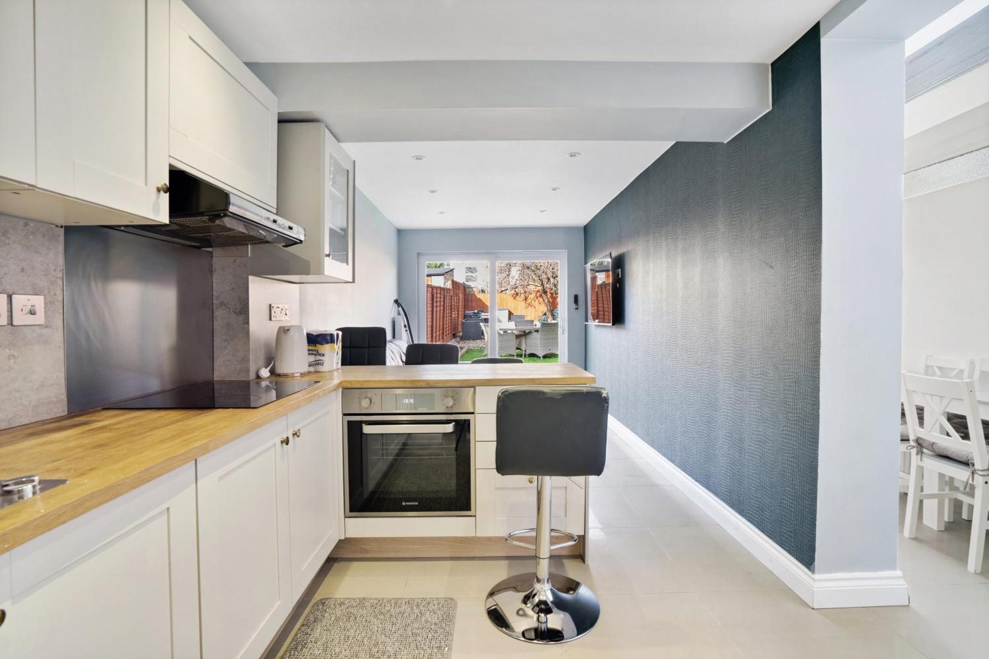 7 Bedroom House With Garden Casa de férias Londres