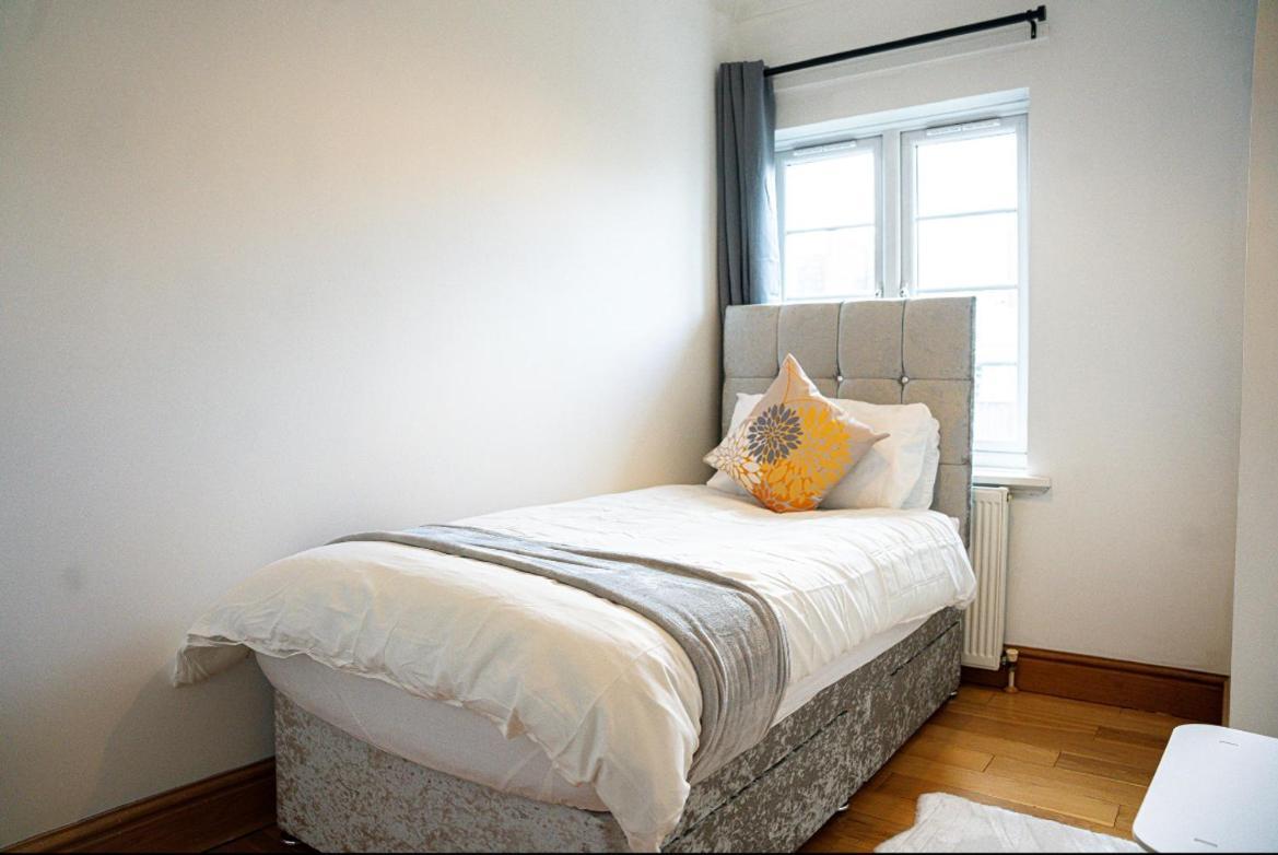Away From - Spacious 3 Bed Londres