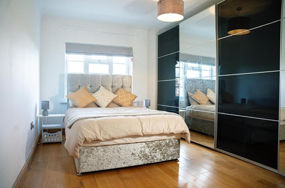 Appartement Away From - Spacious 3 Bed *