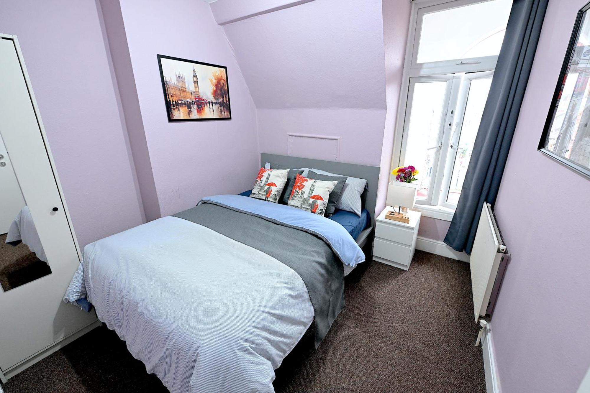 Stunning 3 Bedroom Serviced Flat In North Appartement *