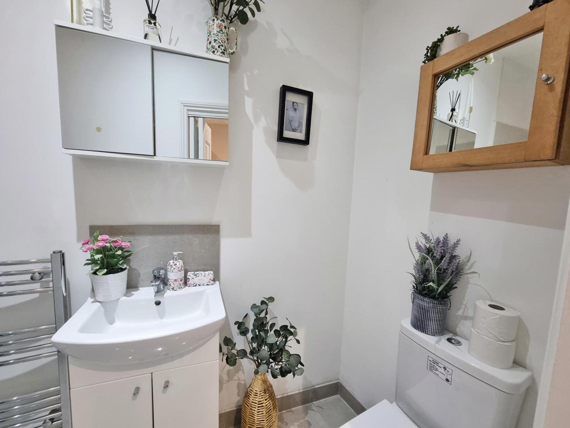 4bed/3bath 8min To Bridge *