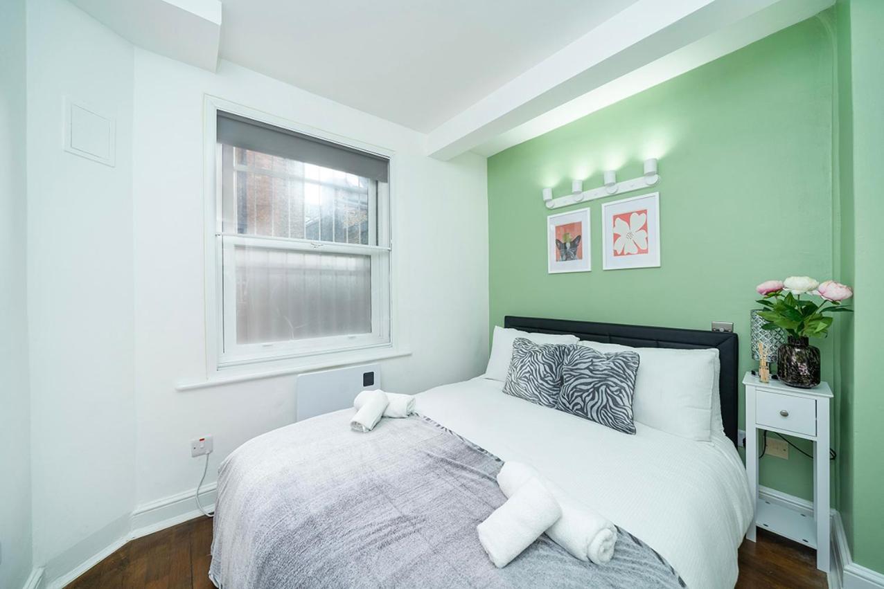 Soho F2 * Londen