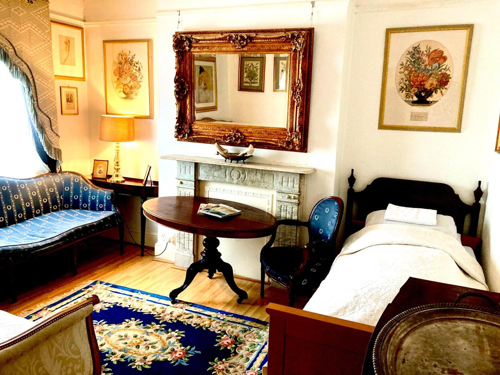 Quality And Very Good Value Private In Close To Notting Hill Zone 2 Casa de hóspedes *