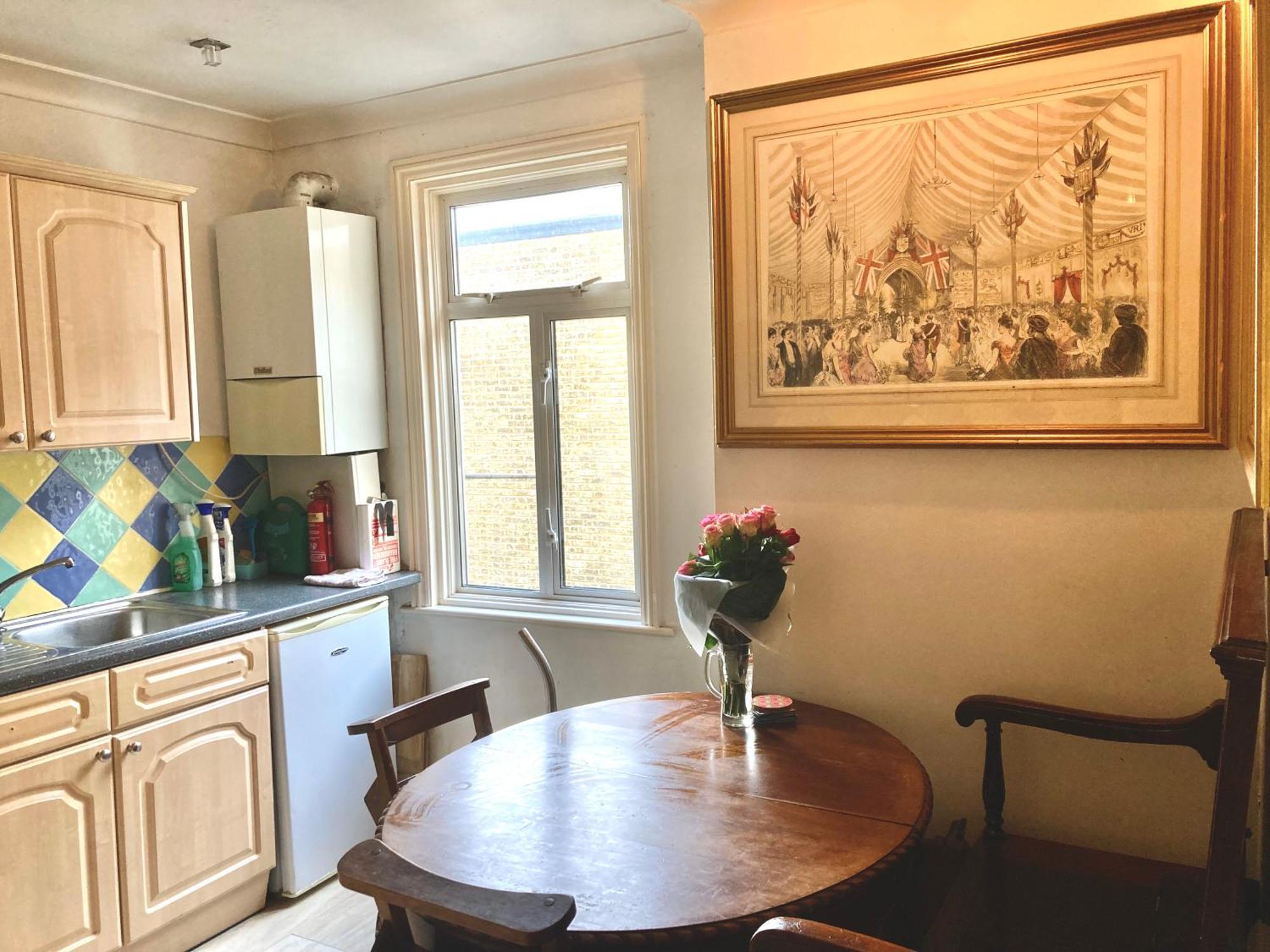 Quality And Very Good Value Private In Close To Notting Hill Zone 2 Casa de hóspedes *