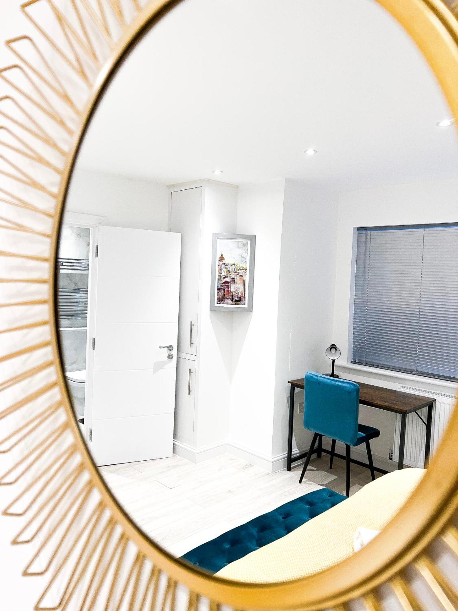 Apartamento Luxury House With 2 Bedrooms Free Driveway Parking Close To Central Wembley Stadium And Shopping Malls *