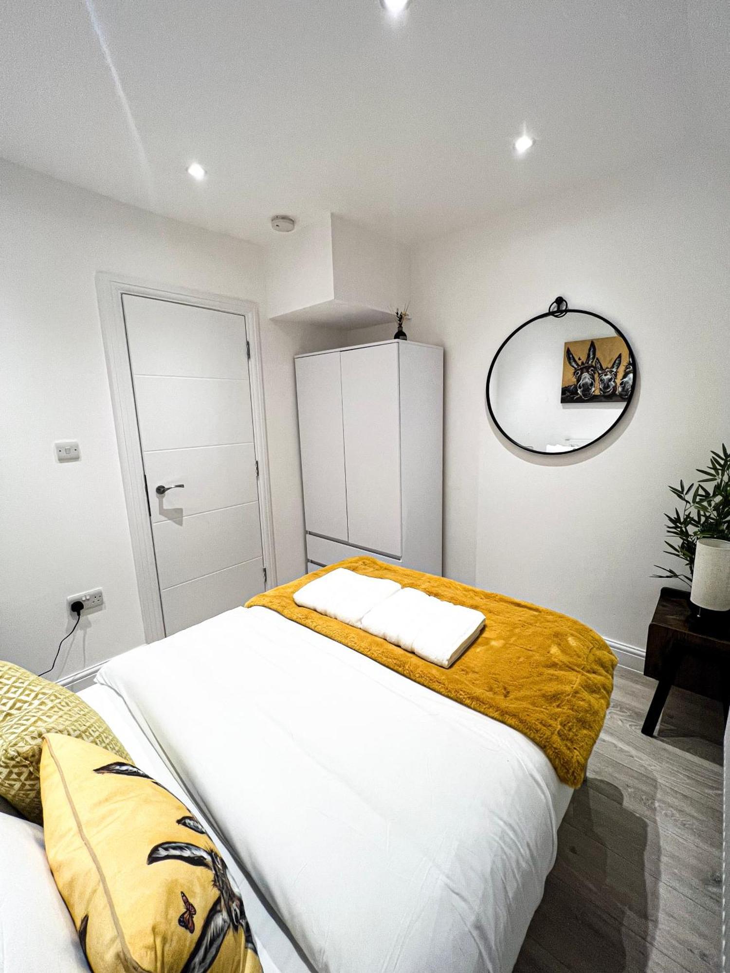 Luxury House With 2 Bedrooms Free Driveway Parking Close To Central Wembley Stadium And Shopping Malls Apartamento *