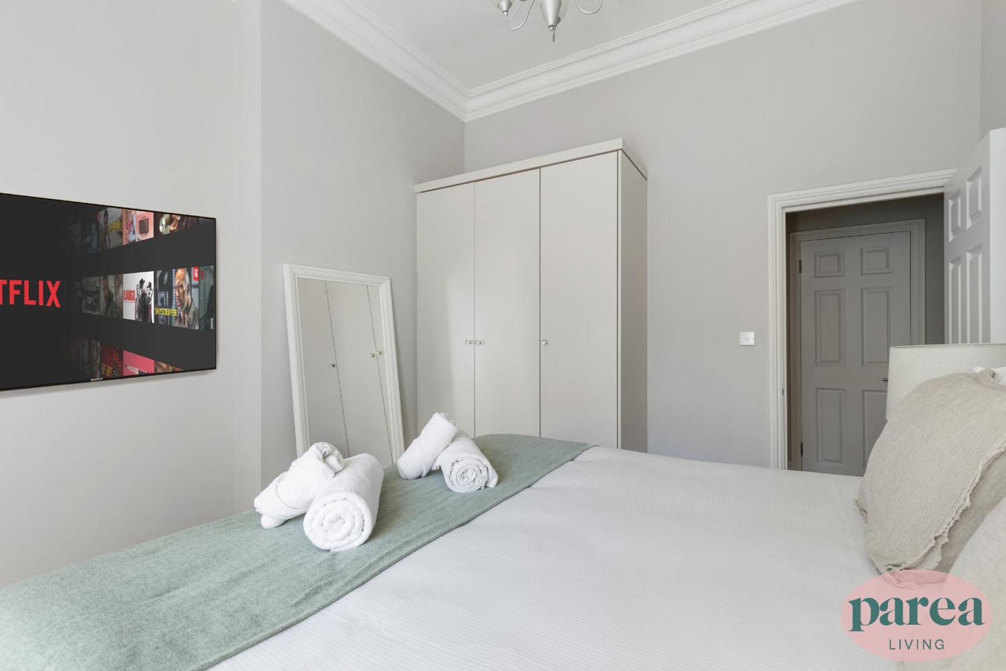 Parea Living - Notting Hill, Stylish 1-bedroom Flat, Private Gardens, Remote Working Appartement Londres