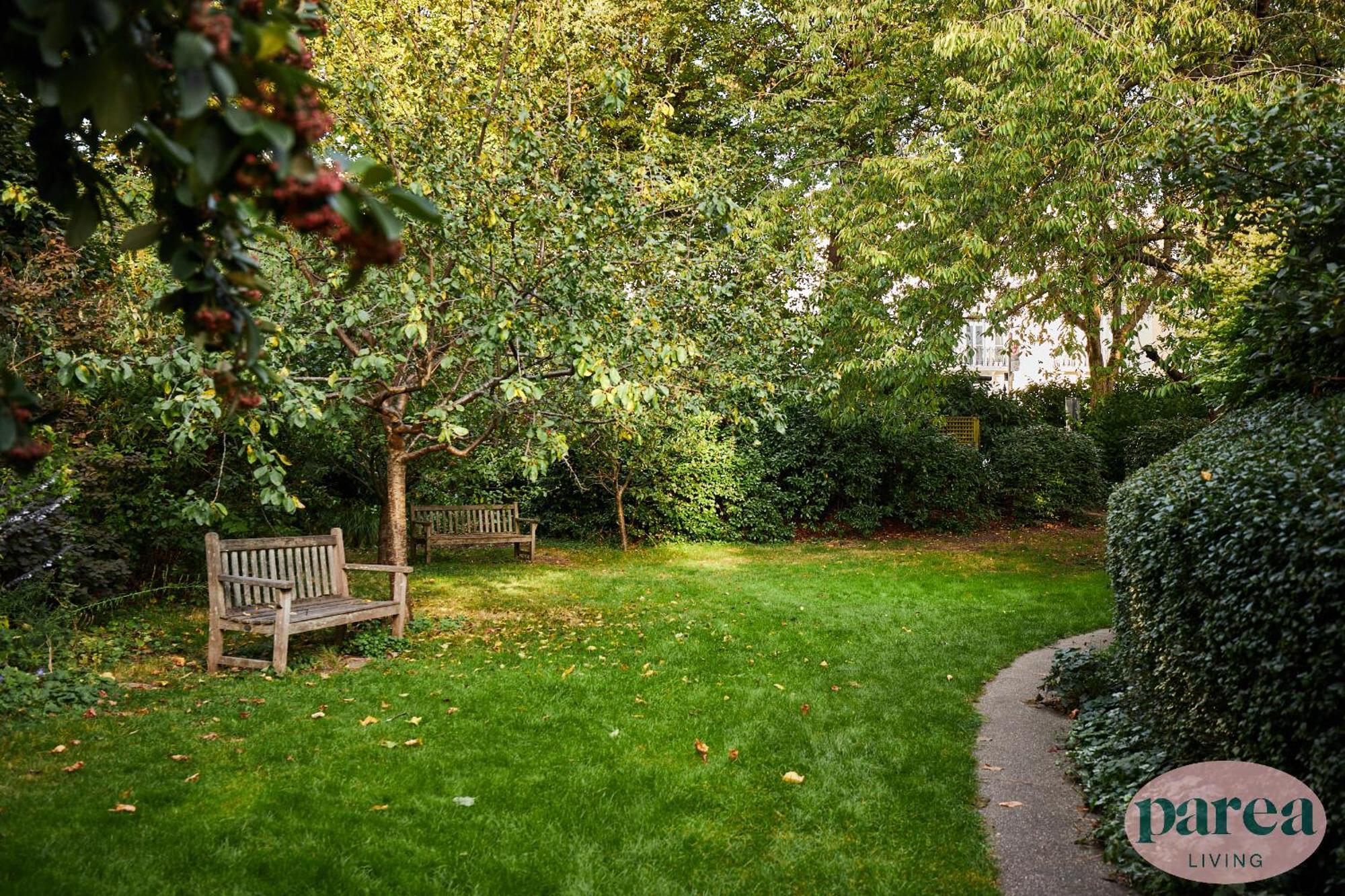 Parea Living - Notting Hill, Stylish 1-bedroom Flat, Private Gardens, Remote Working Londres