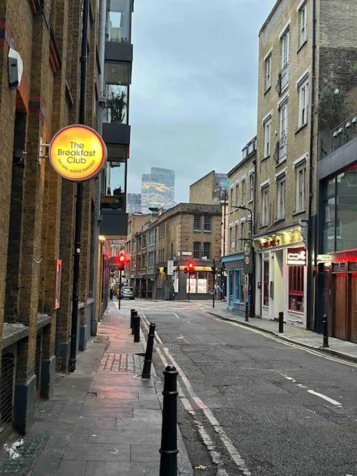 1 Bed Flat With View Of Vibrant Hoxton Square Apartamento *