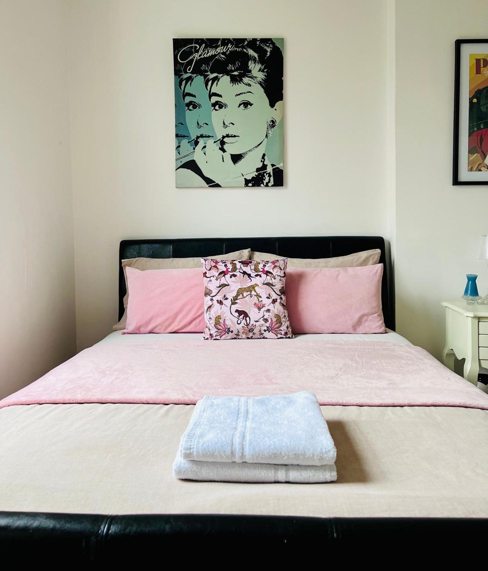Apartamento Gorgeous Studio 15 Minutes From Central Londres