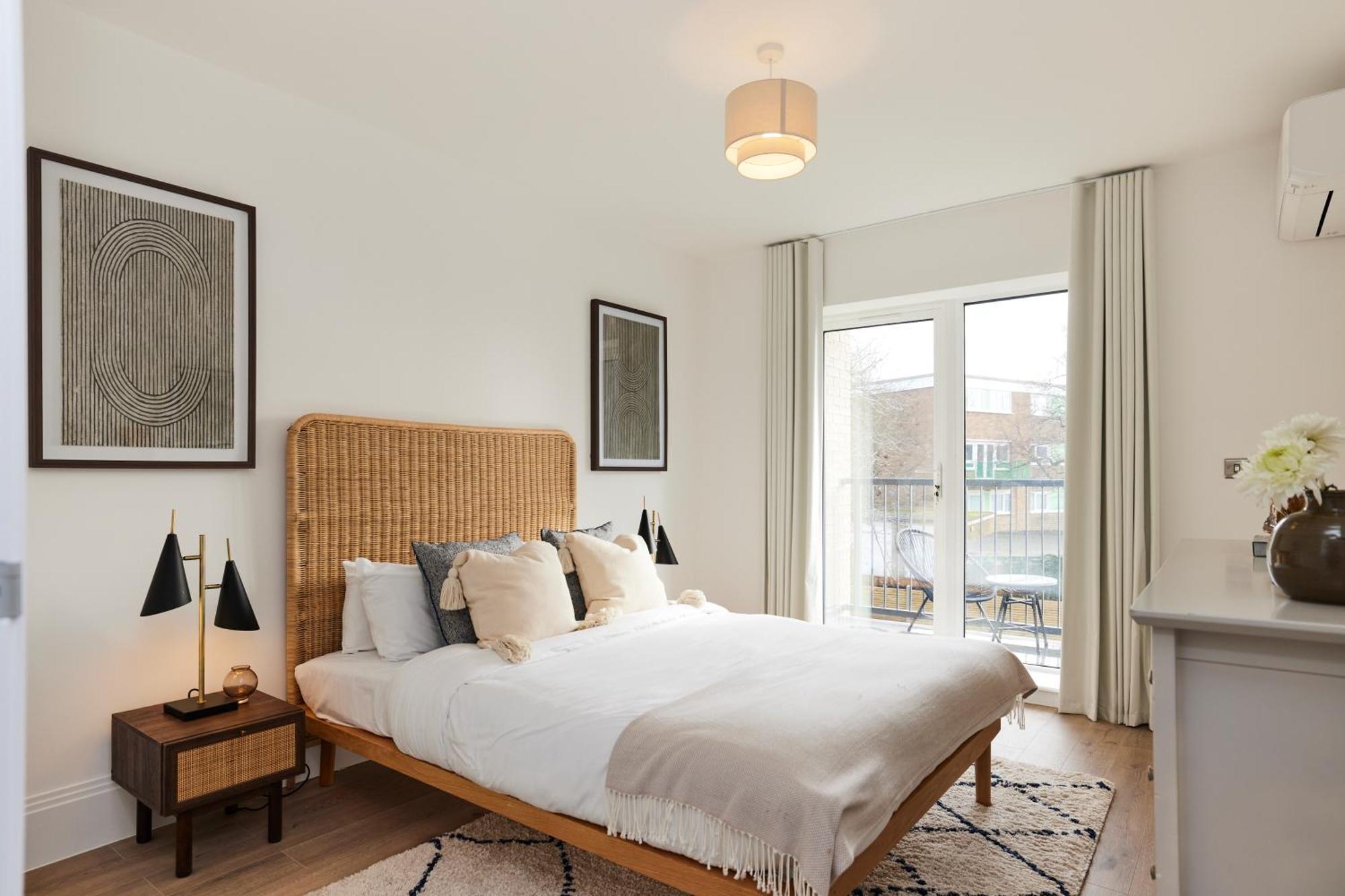 The Wembley Park Wonder - Charming 2bdr Flat With Balcony * London