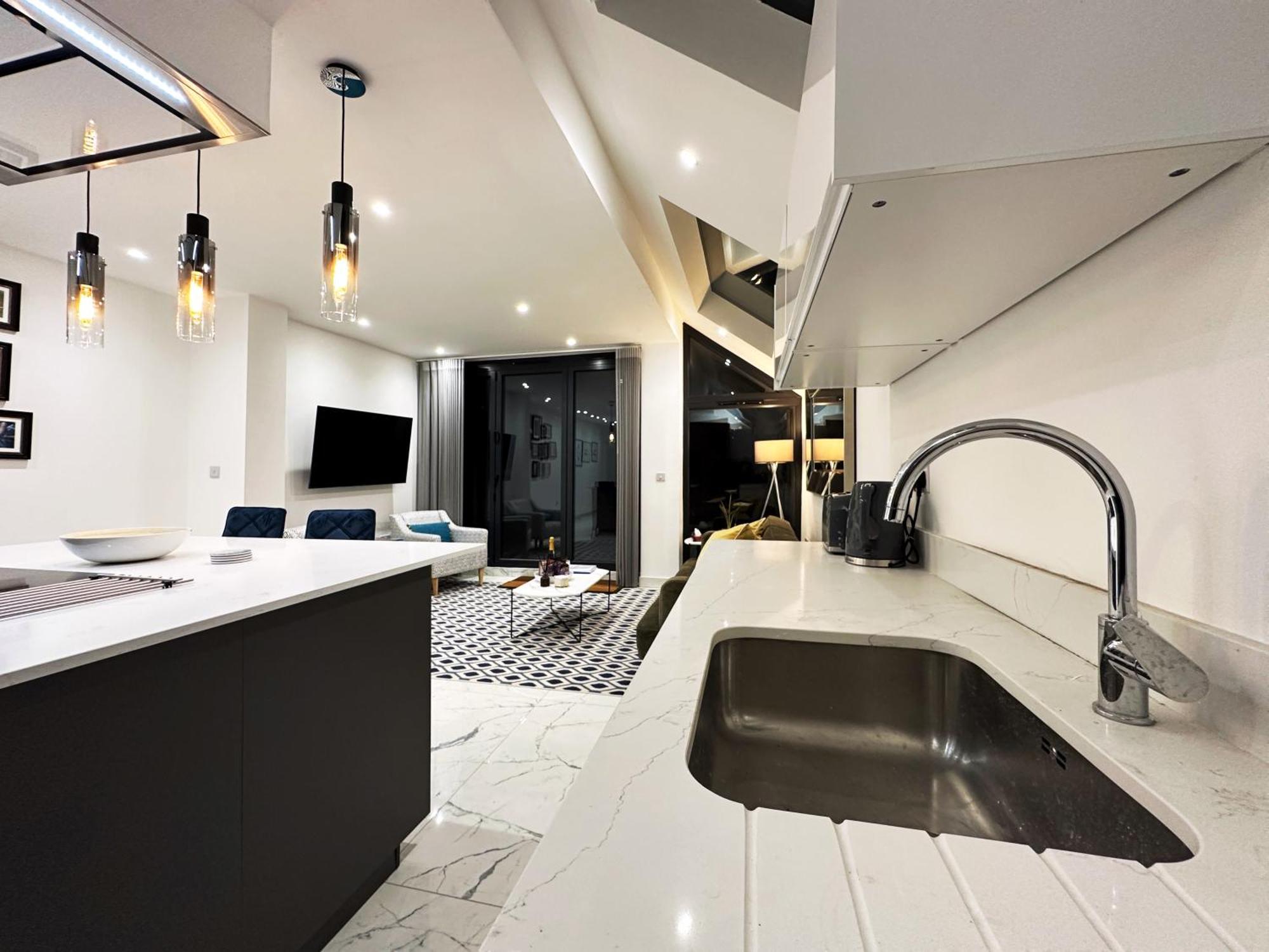 Nancy's Place In Notting Hill - 2 Double Beds, Ideal For Families Apartamento