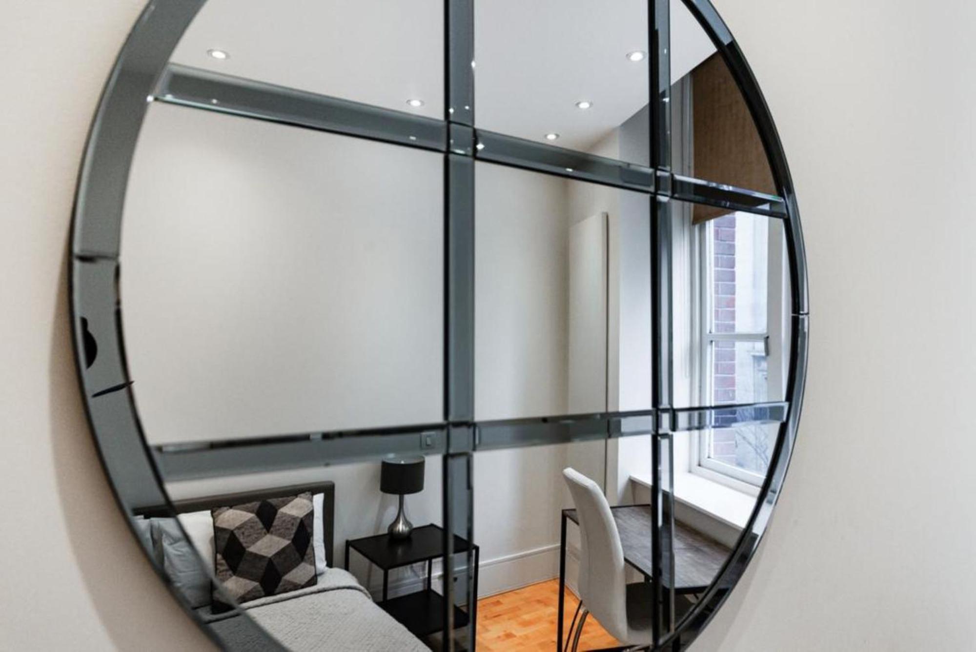 Best Mayfair Location With 2 Super King Beds *