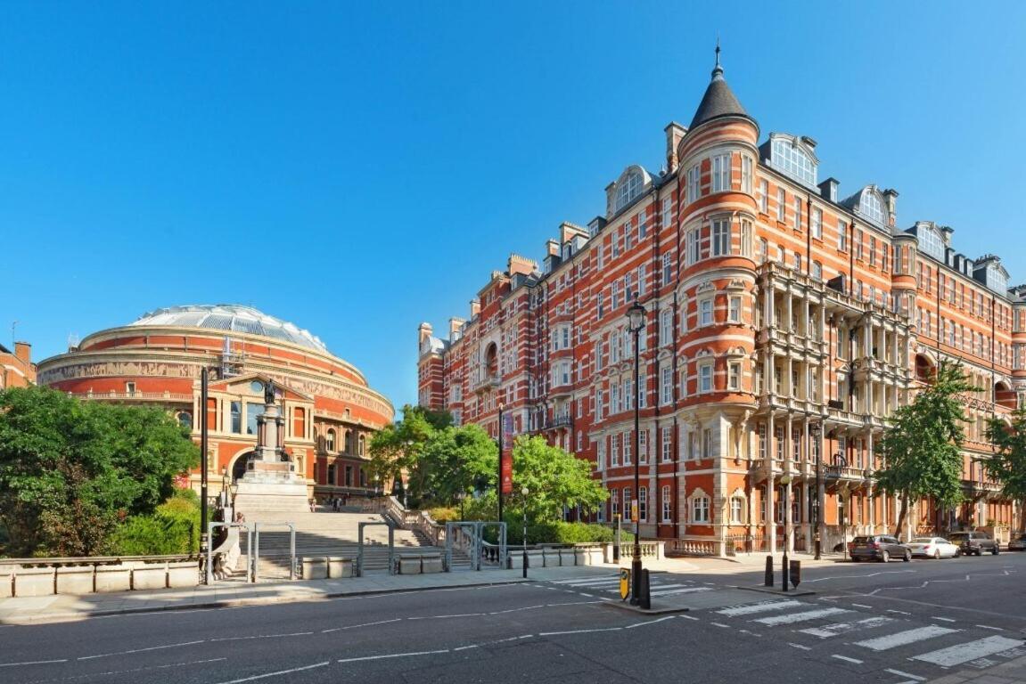 1-bed Apartment, Close To Kensington Olympia With Free Wi-fi & Netflix * Londen