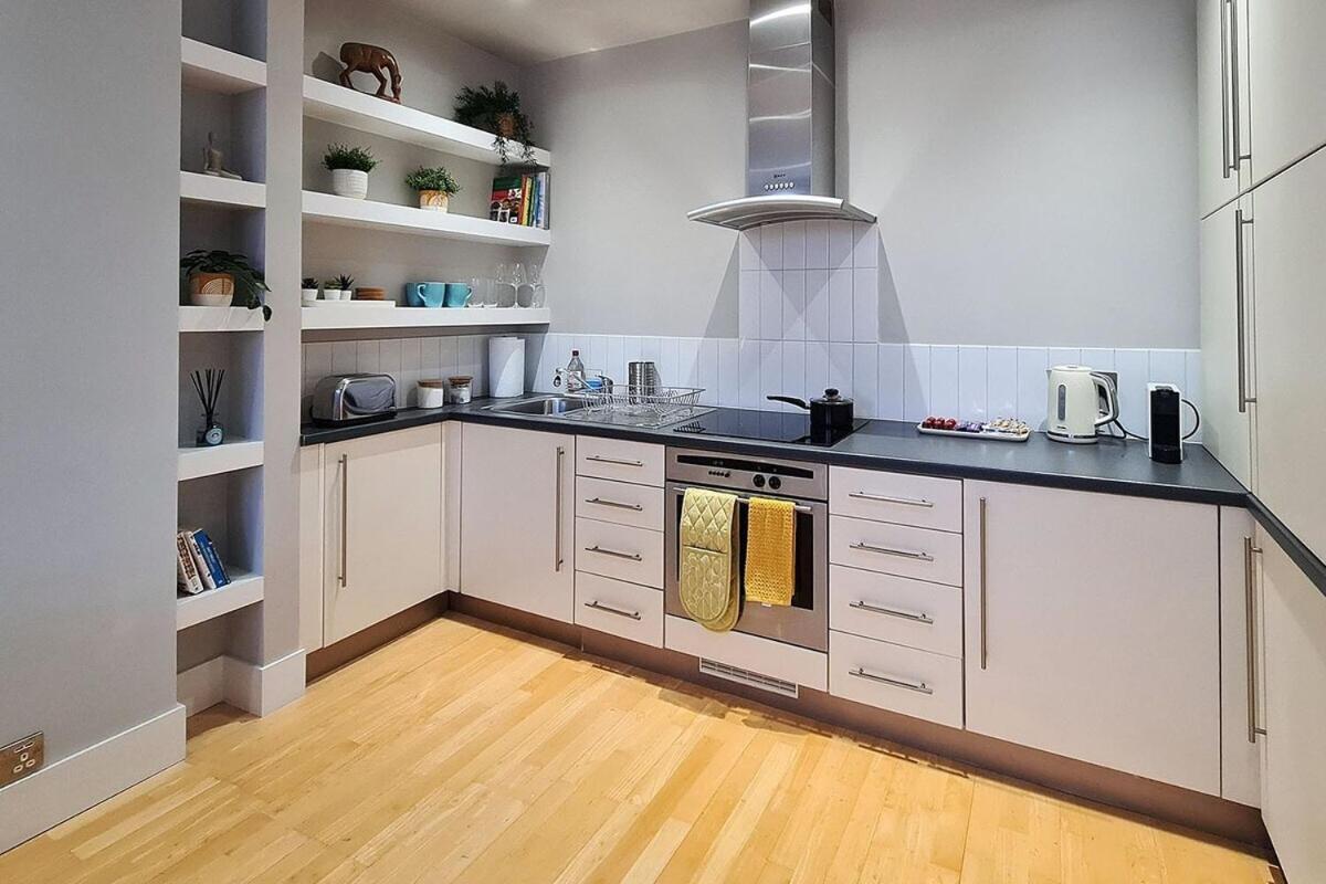 Appartement 1-bed Apartment, Close To Kensington Olympia With Free Wi-fi & Netflix