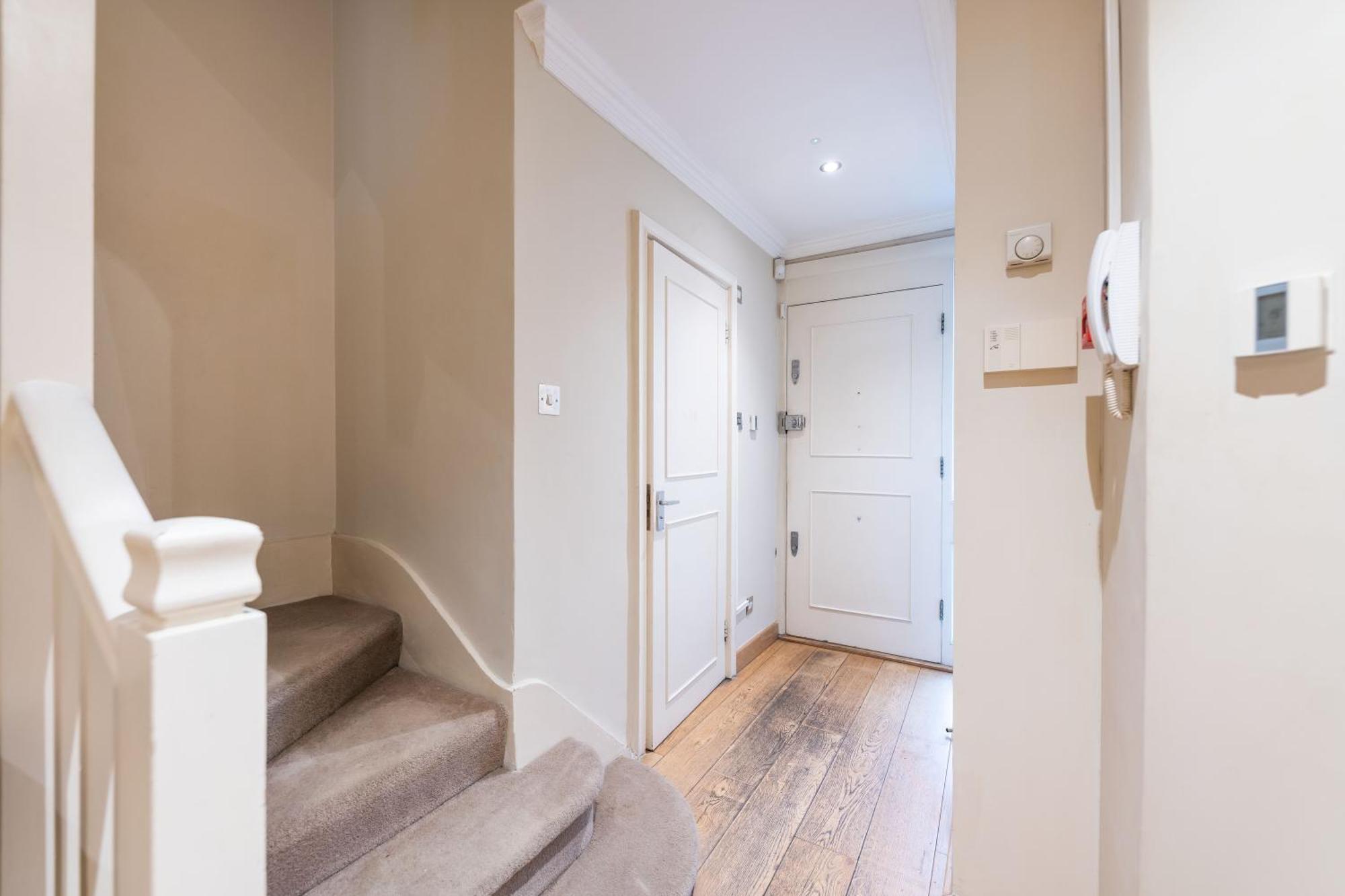 Luxury 6 Bedroom House In Southwick Street Apartamento Londres
