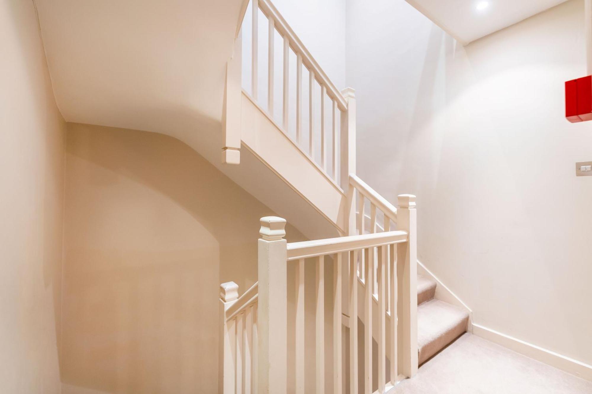 Luxury 6 Bedroom House In Southwick Street Apartamento