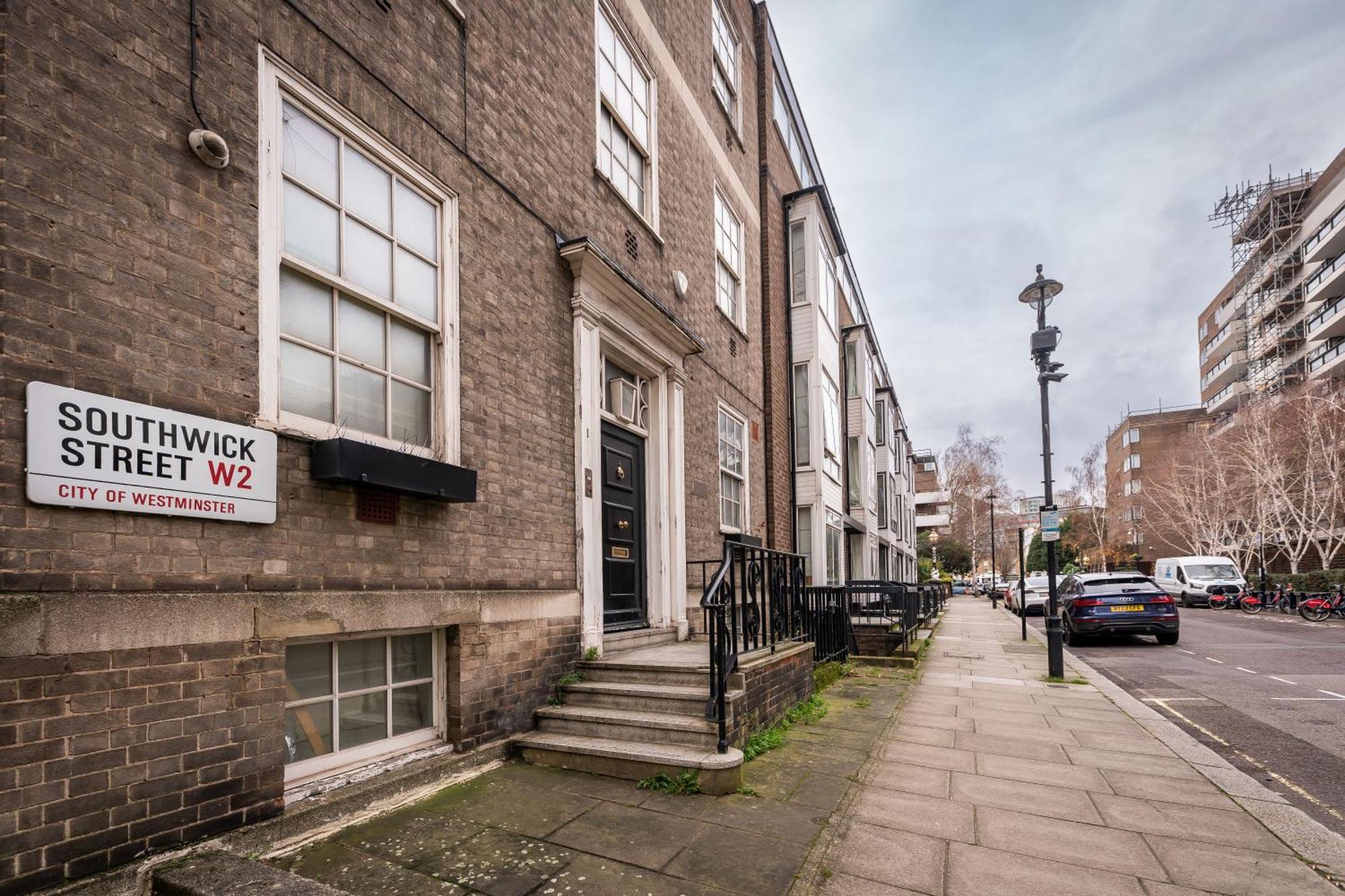 Luxury 6 Bedroom House In Southwick Street Londres