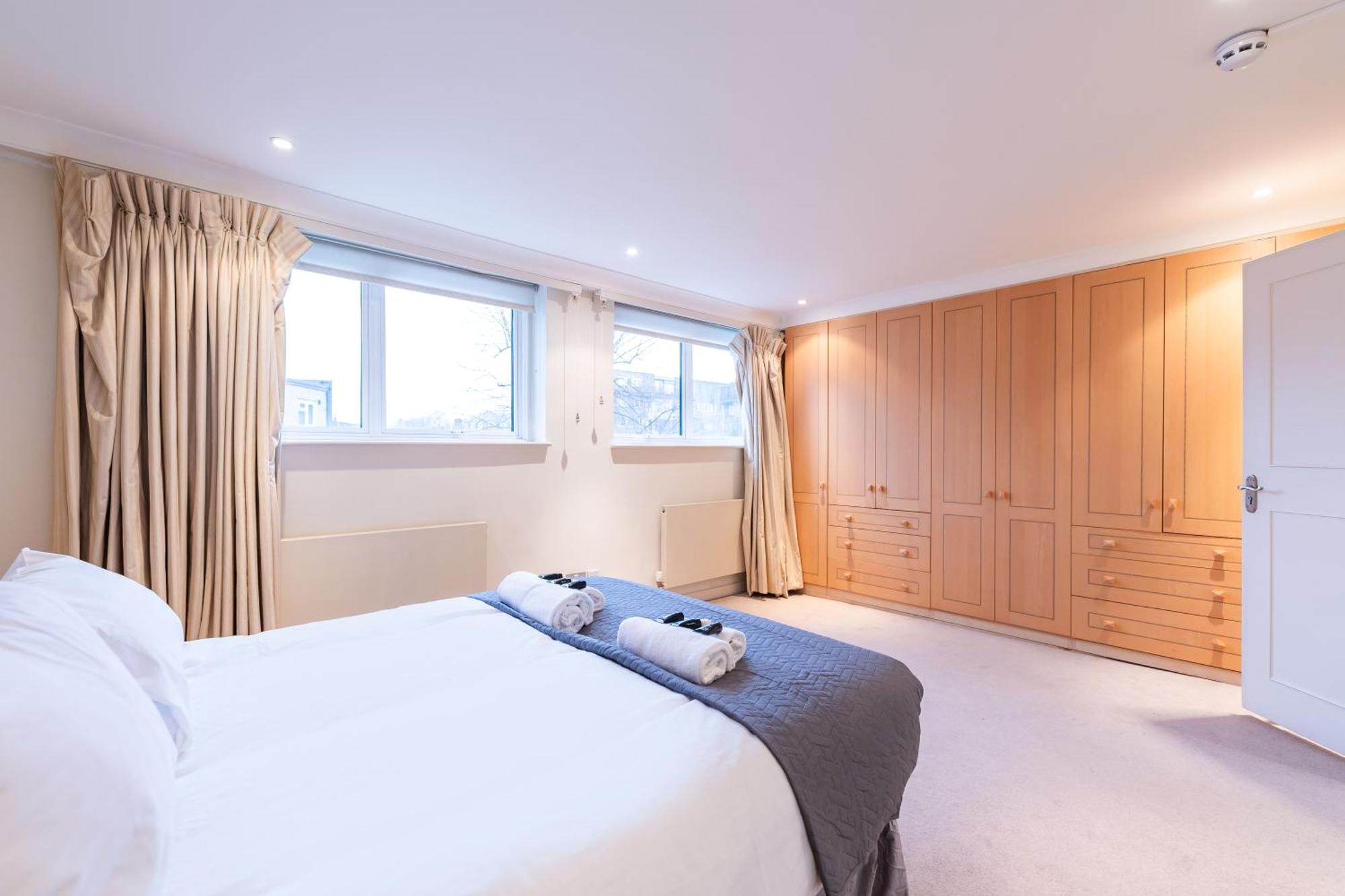 Apartamento Luxury 6 Bedroom House In Southwick Street