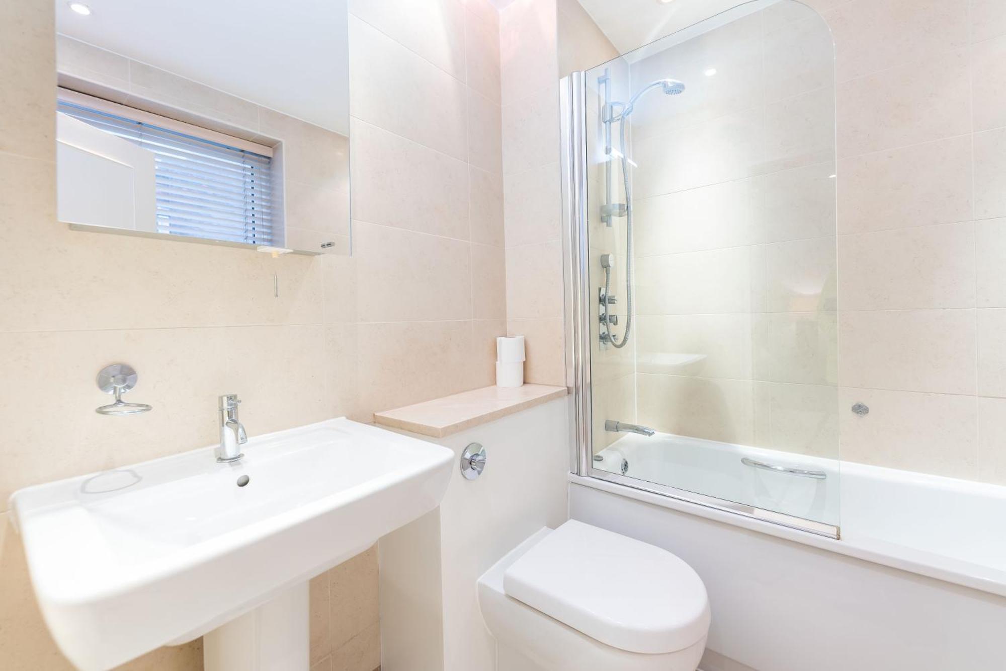 Luxury 6 Bedroom House In Southwick Street Apartamento Londres
